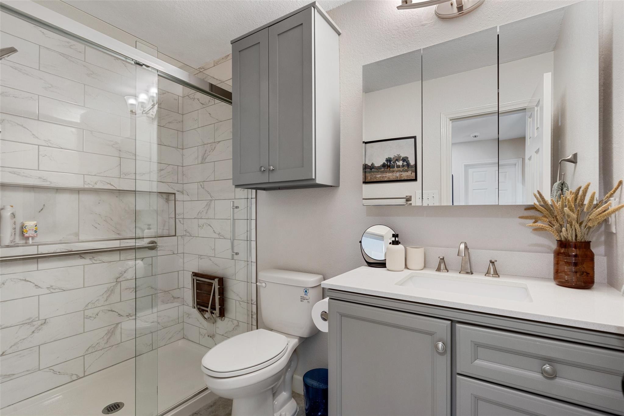 12049 Lincolnshire Dr, Austin, TX 78758