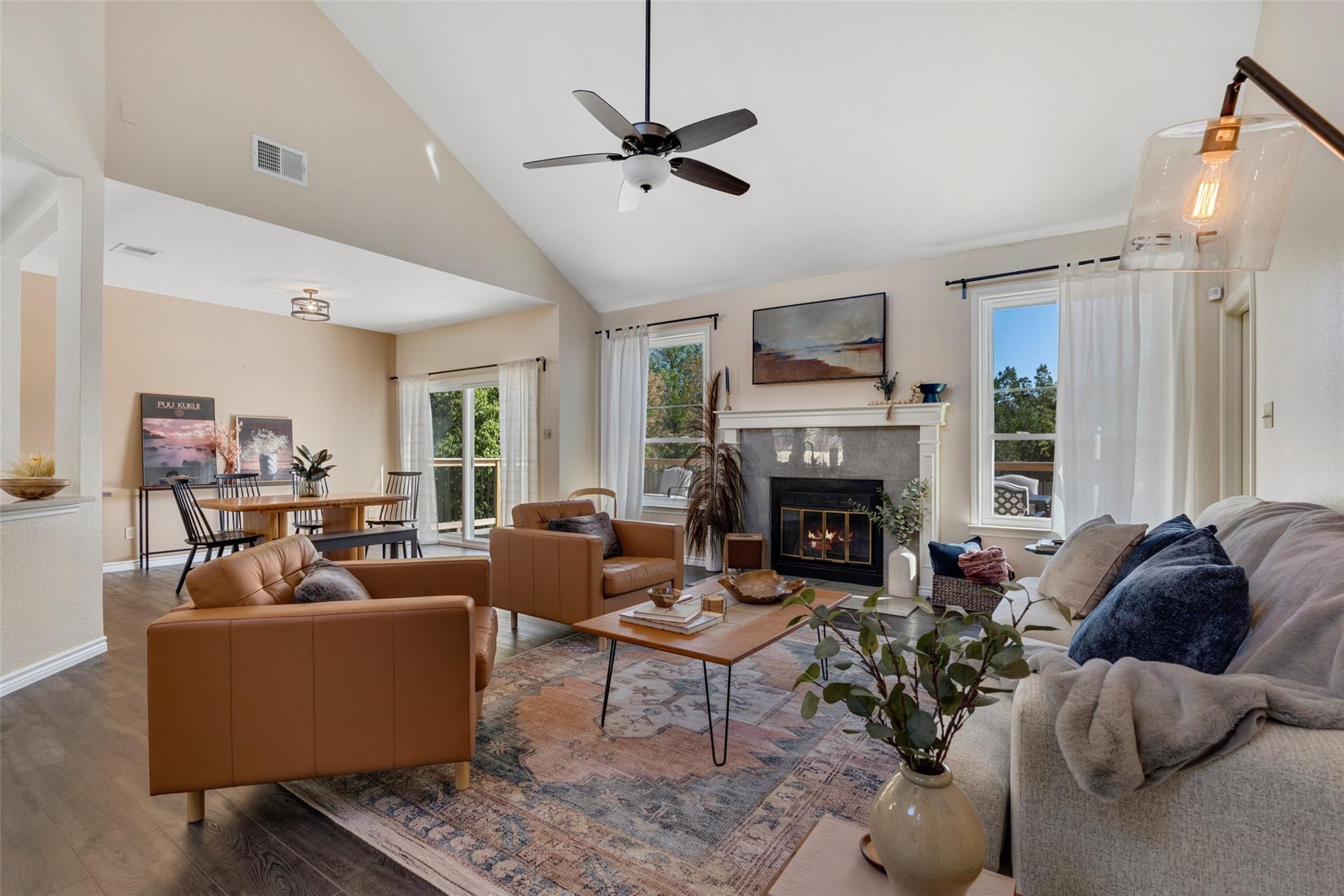 12049 Lincolnshire Dr, Austin, TX 78758