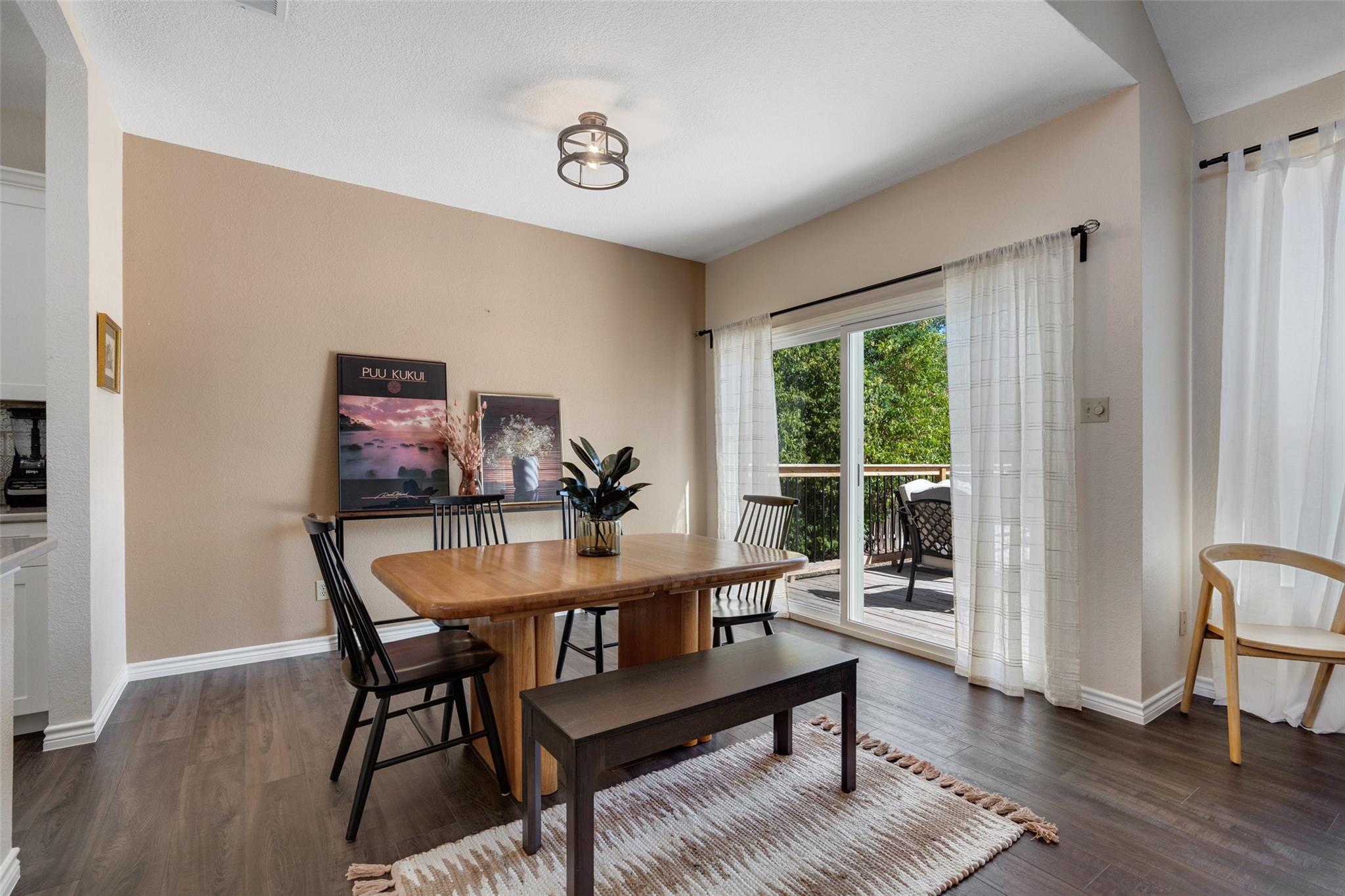 12049 Lincolnshire Dr, Austin, TX 78758