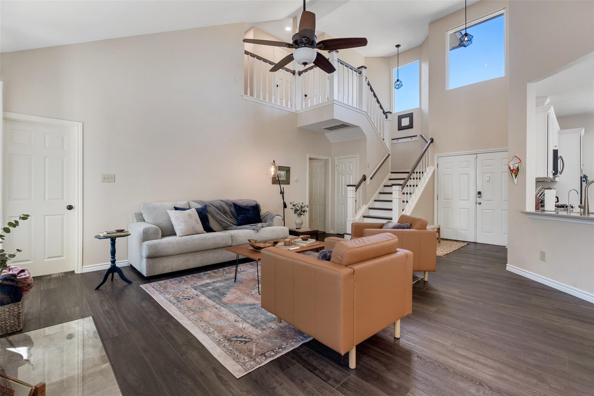 12049 Lincolnshire Dr, Austin, TX 78758