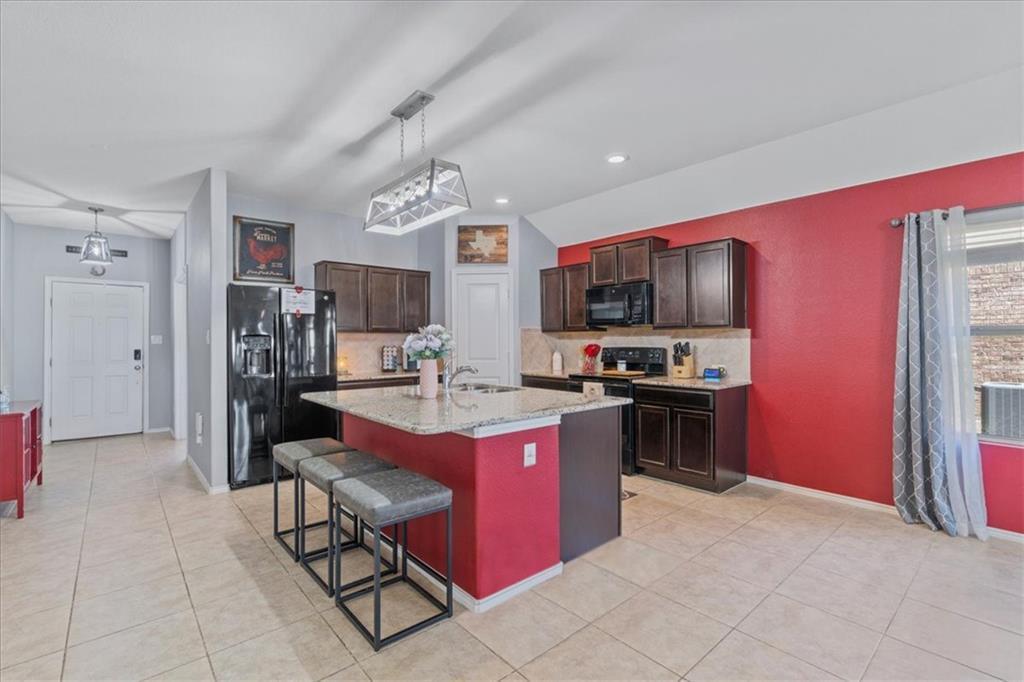 1104 Hillrose Dr, Leander, TX 78641