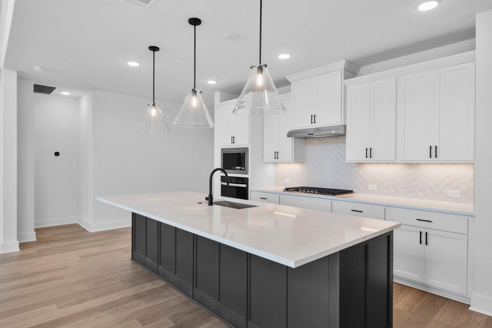 1729 Sauterne Dr, Leander, TX 78641