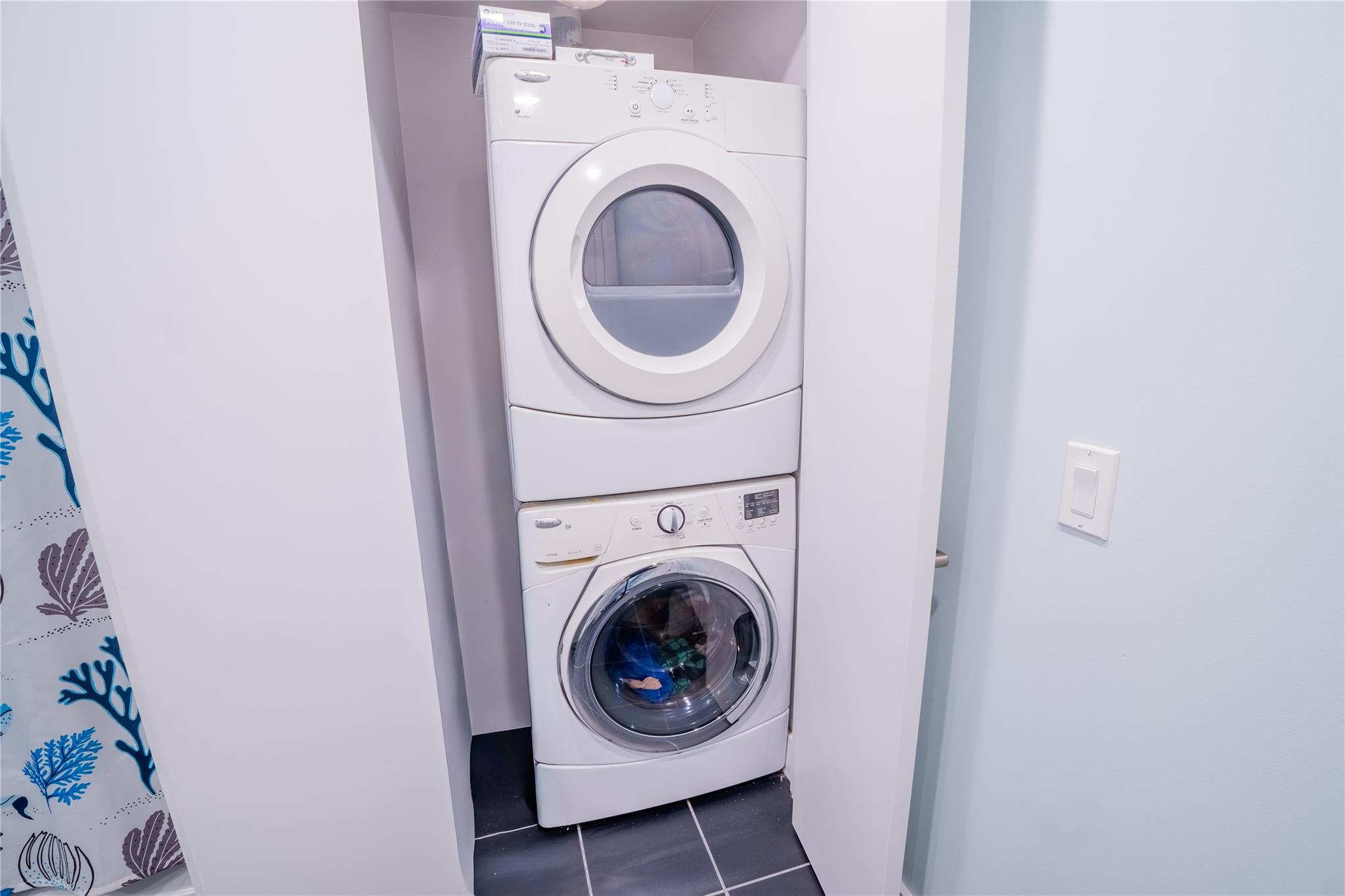 300 Bowie St # 2204, Austin, TX 78703