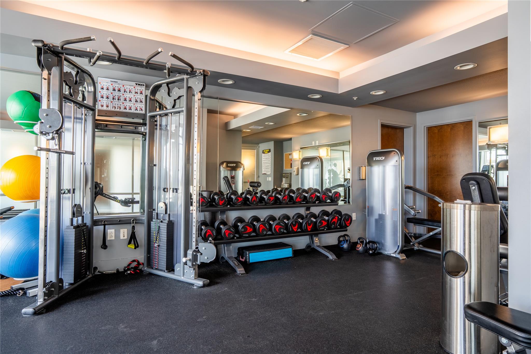 300 Bowie St # 2204, Austin, TX 78703