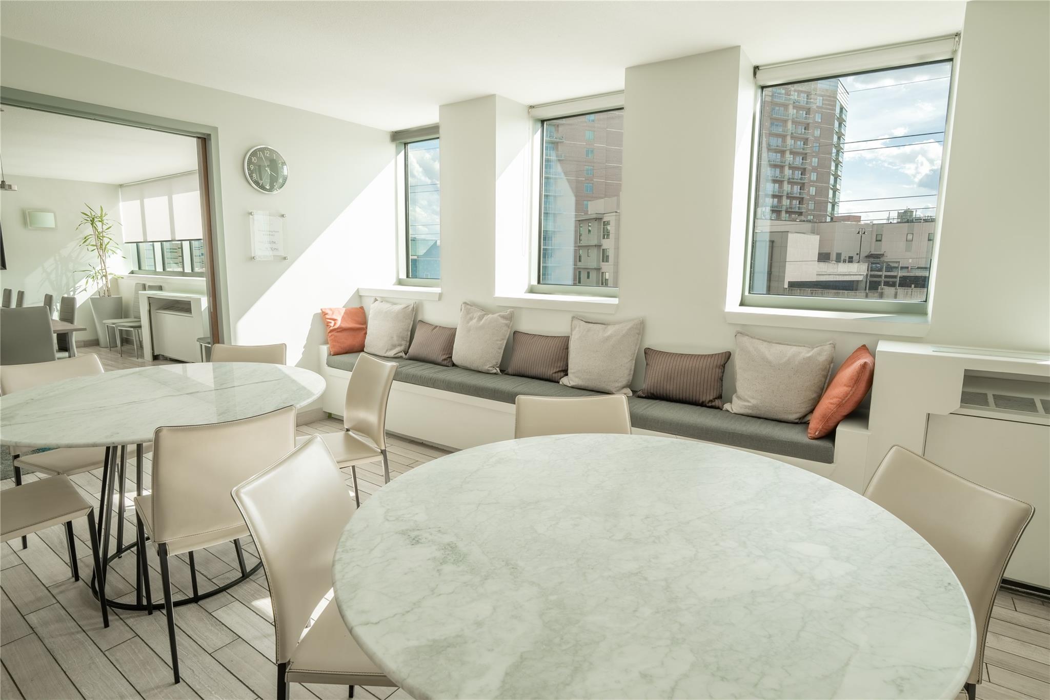 300 Bowie St # 2204, Austin, TX 78703