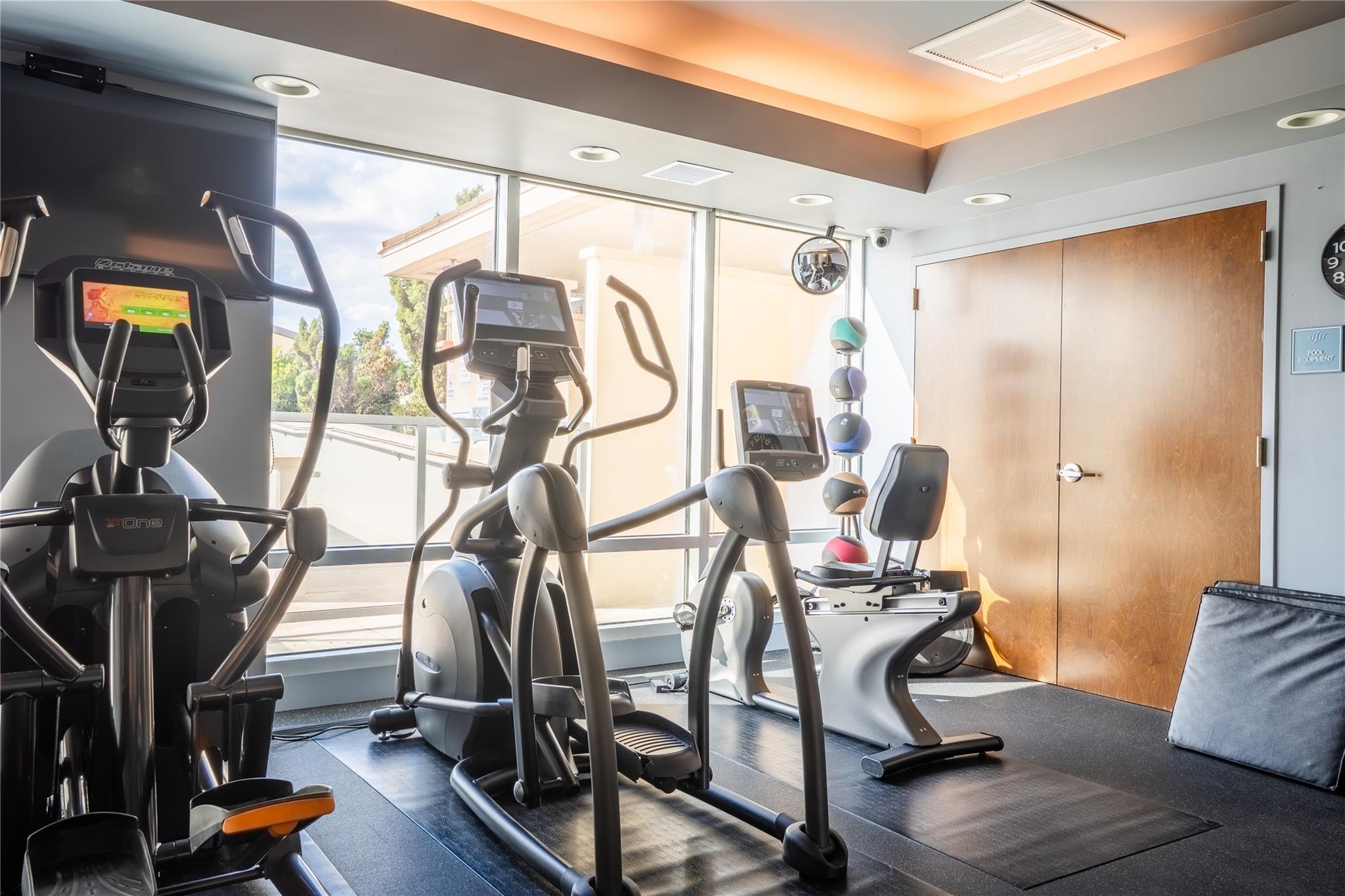 300 Bowie St # 2204, Austin, TX 78703