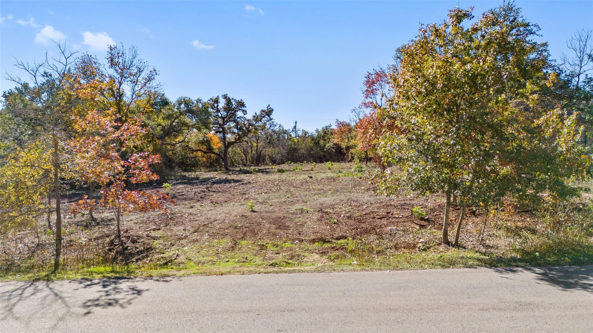 10101 Murmuring Creek Dr, Austin, TX 78736