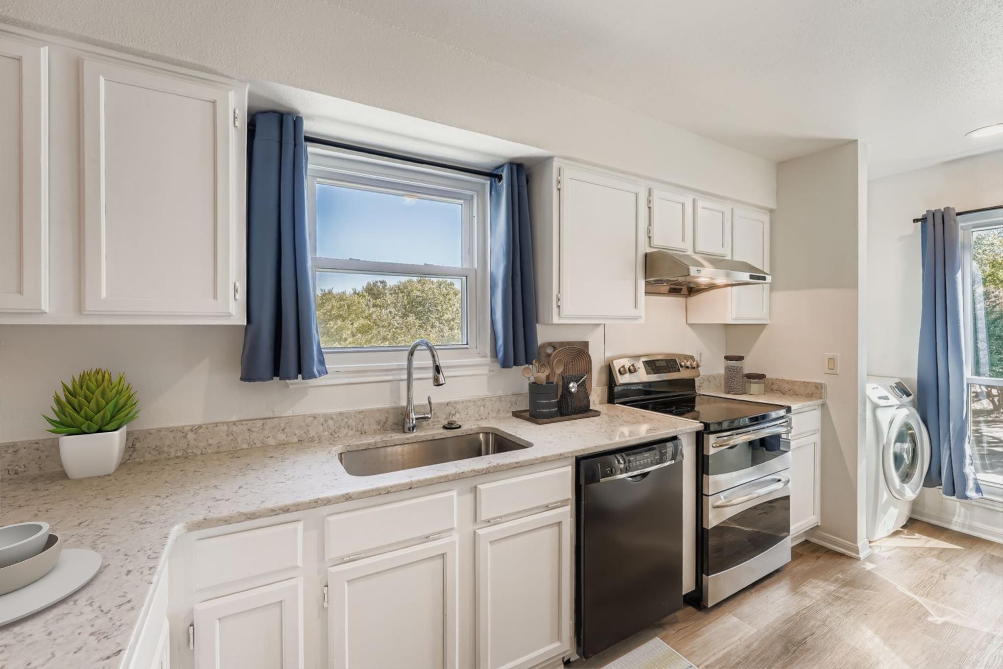 2450 Wickersham Ln # 604, Austin, TX 78741