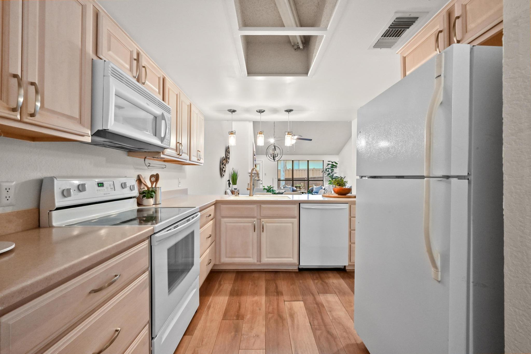 3711 Claburn Dr, Austin, TX 78759