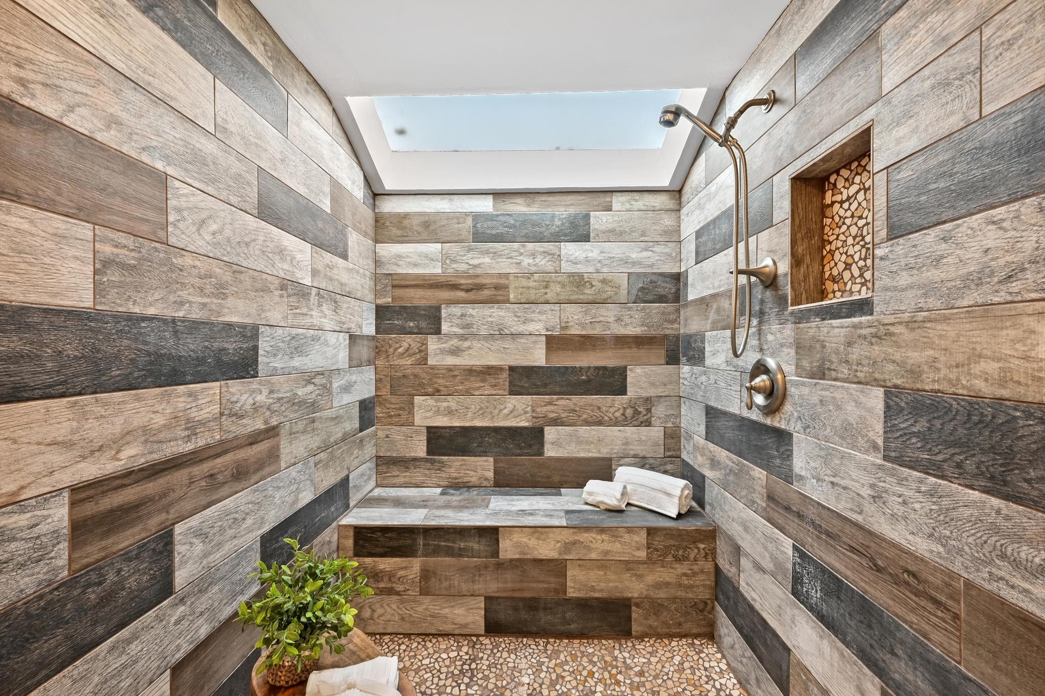 3711 Claburn Dr, Austin, TX 78759