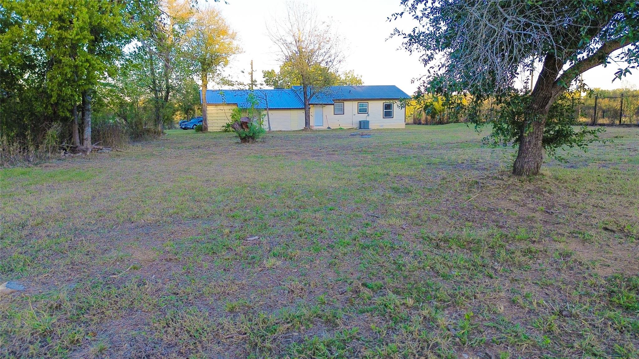 209 County Road 310, Rockdale, TX 76567