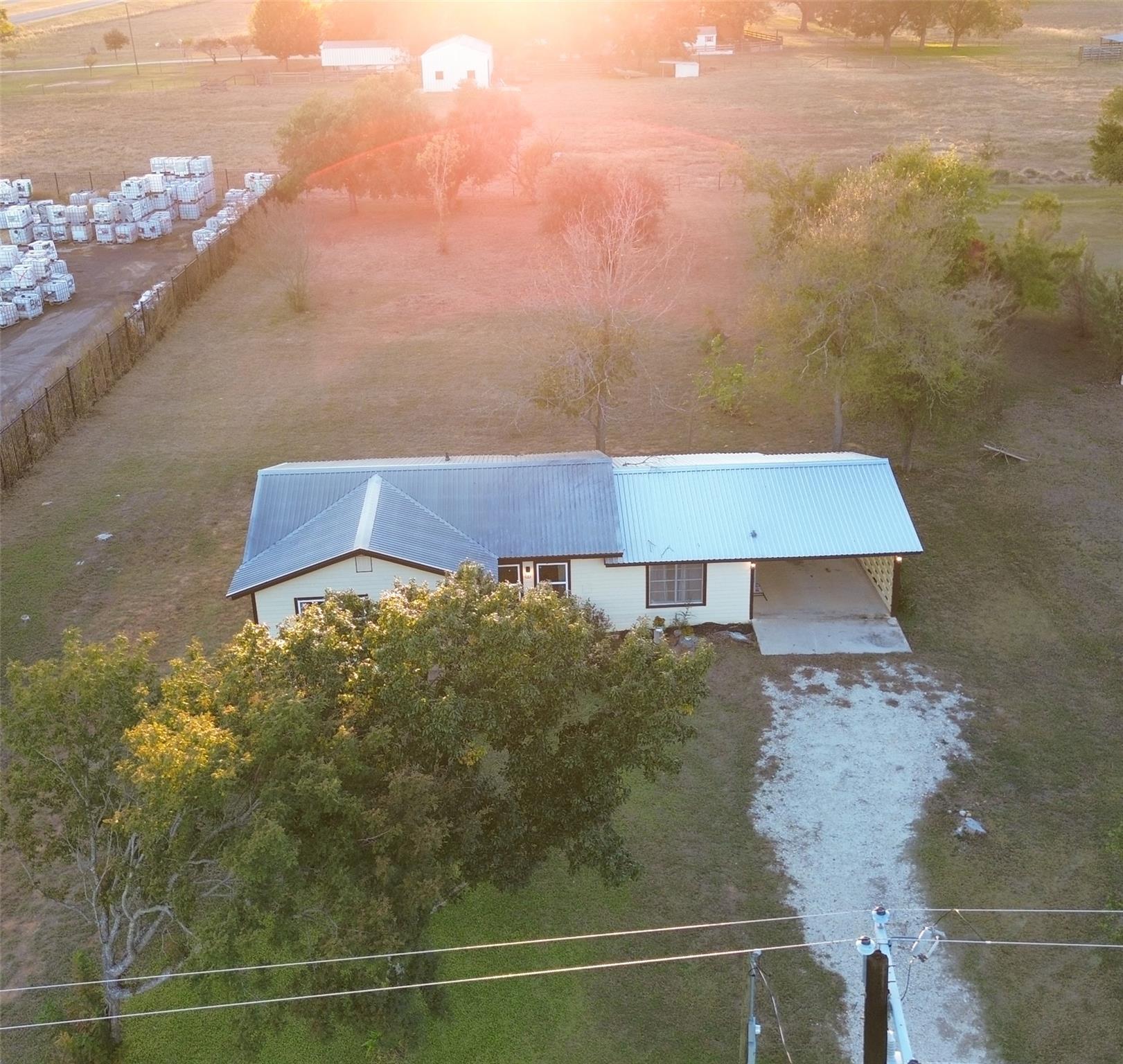 209 County Road 310, Rockdale, TX 76567