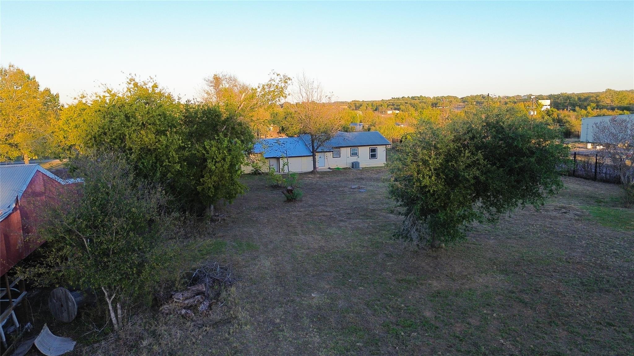 209 County Road 310, Rockdale, TX 76567