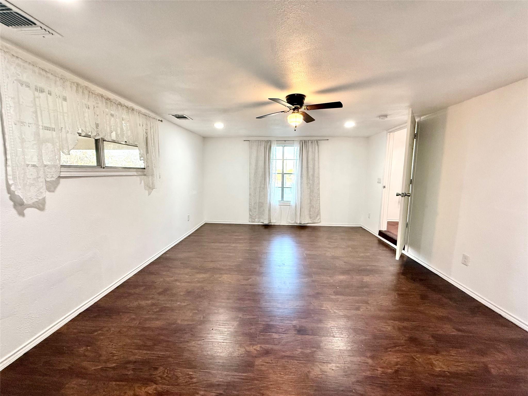 209 County Road 310, Rockdale, TX 76567