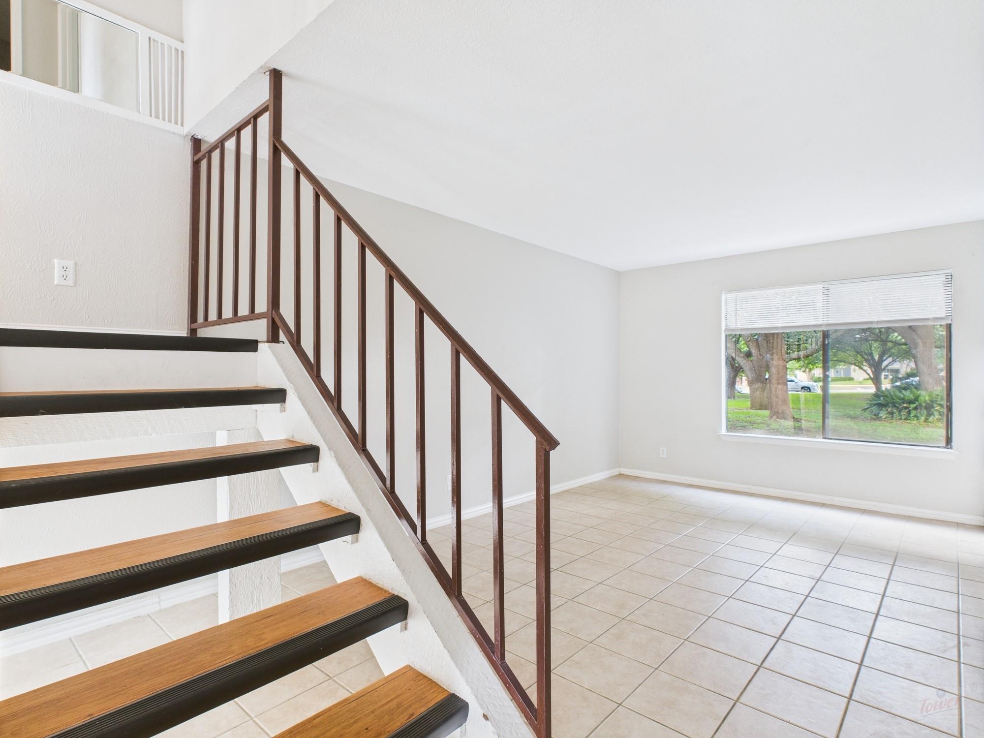 9520 Quail Village Ln, Austin, TX 78758