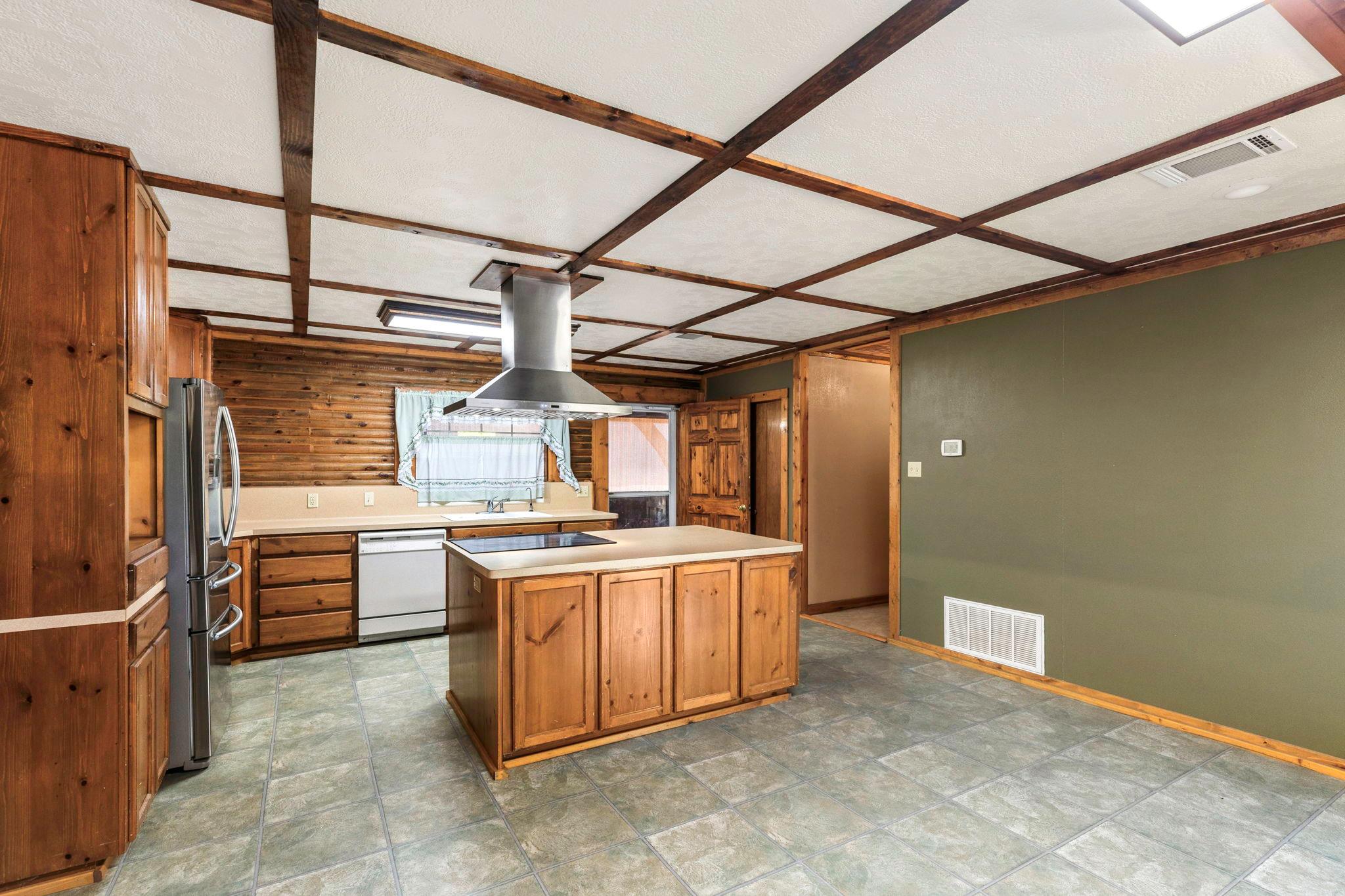 55 County Line Rd, Dale, TX 78616