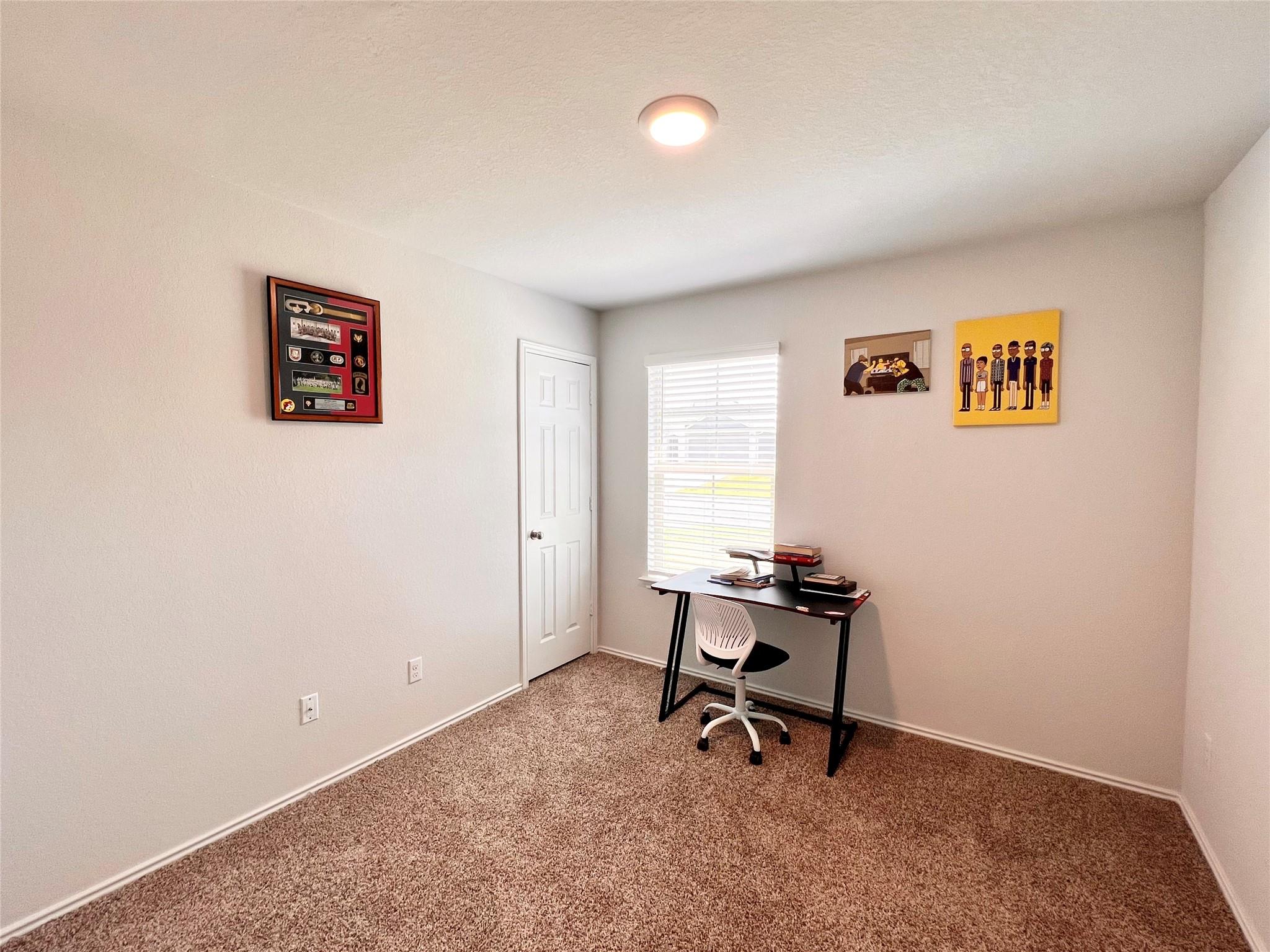 544 Taggart Trl, Jarrell, TX 76537