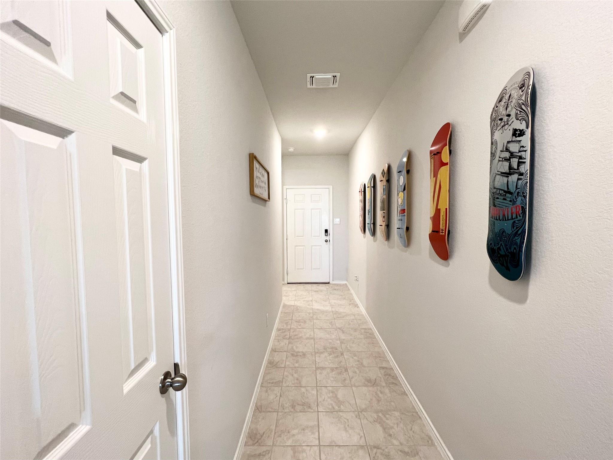 544 Taggart Trl, Jarrell, TX 76537