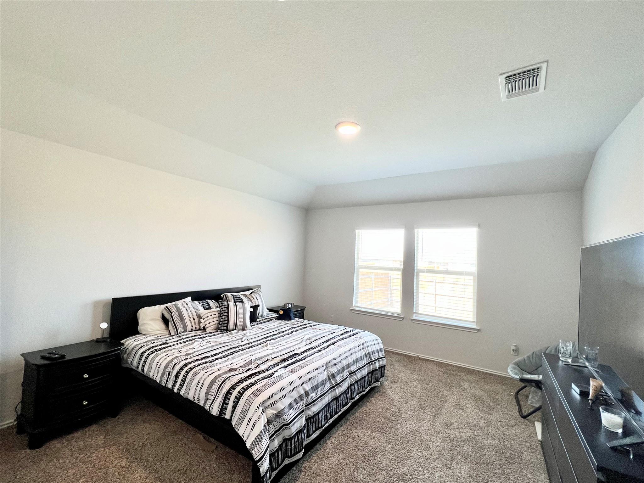 544 Taggart Trl, Jarrell, TX 76537