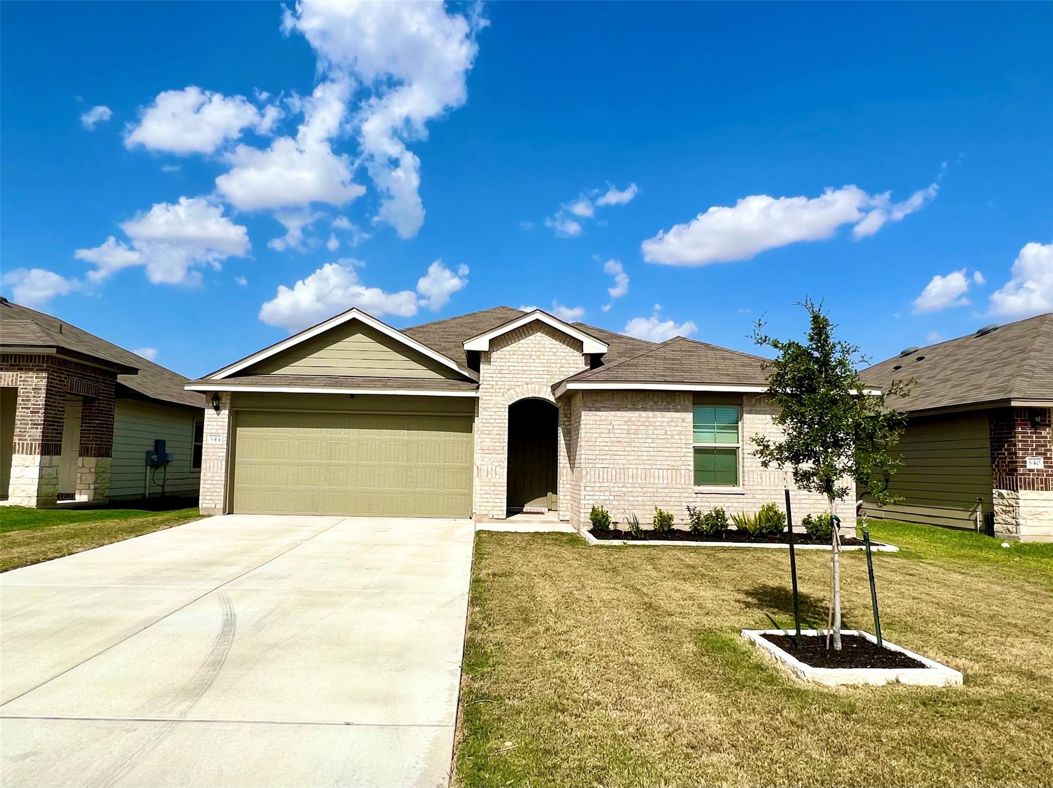 544 Taggart Trl, Jarrell, TX 76537