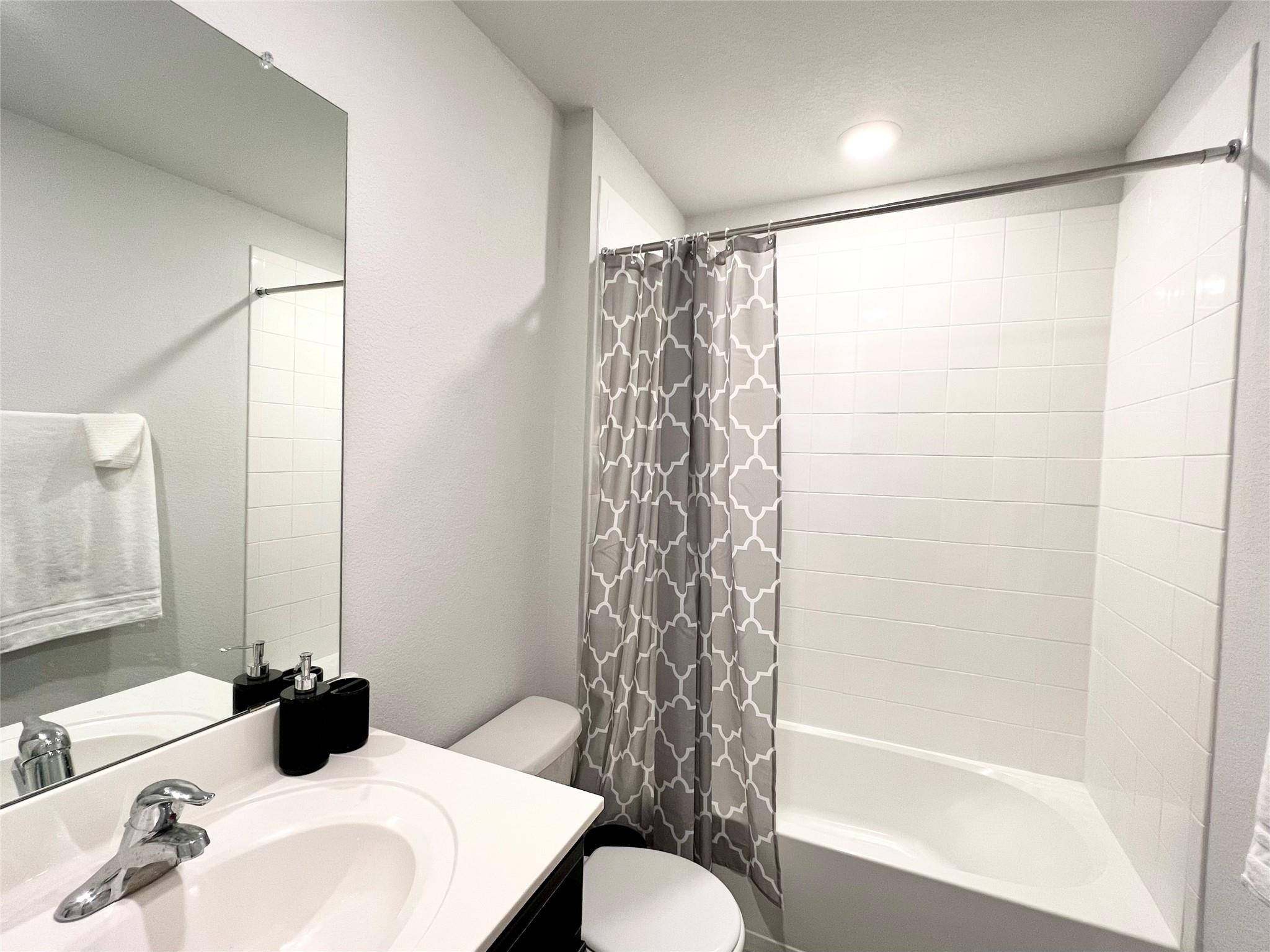 544 Taggart Trl, Jarrell, TX 76537