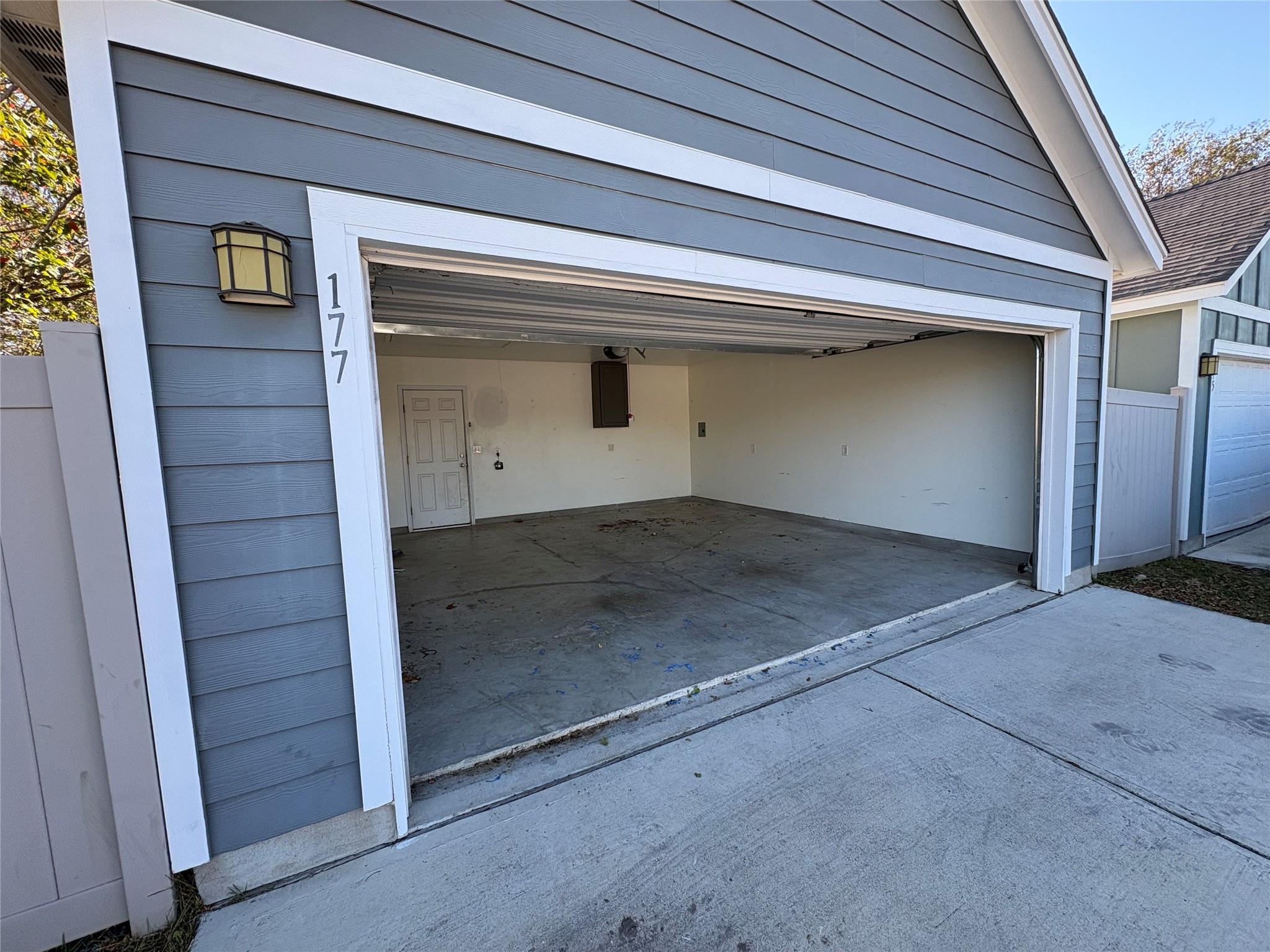 177 Grace, Kyle, TX 78640