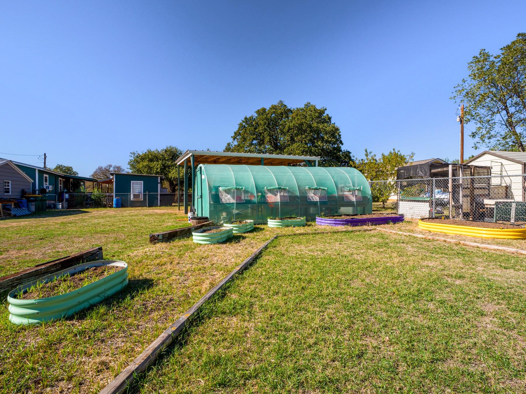 301 E Castlebriar Dr, Marble Falls, TX 78654