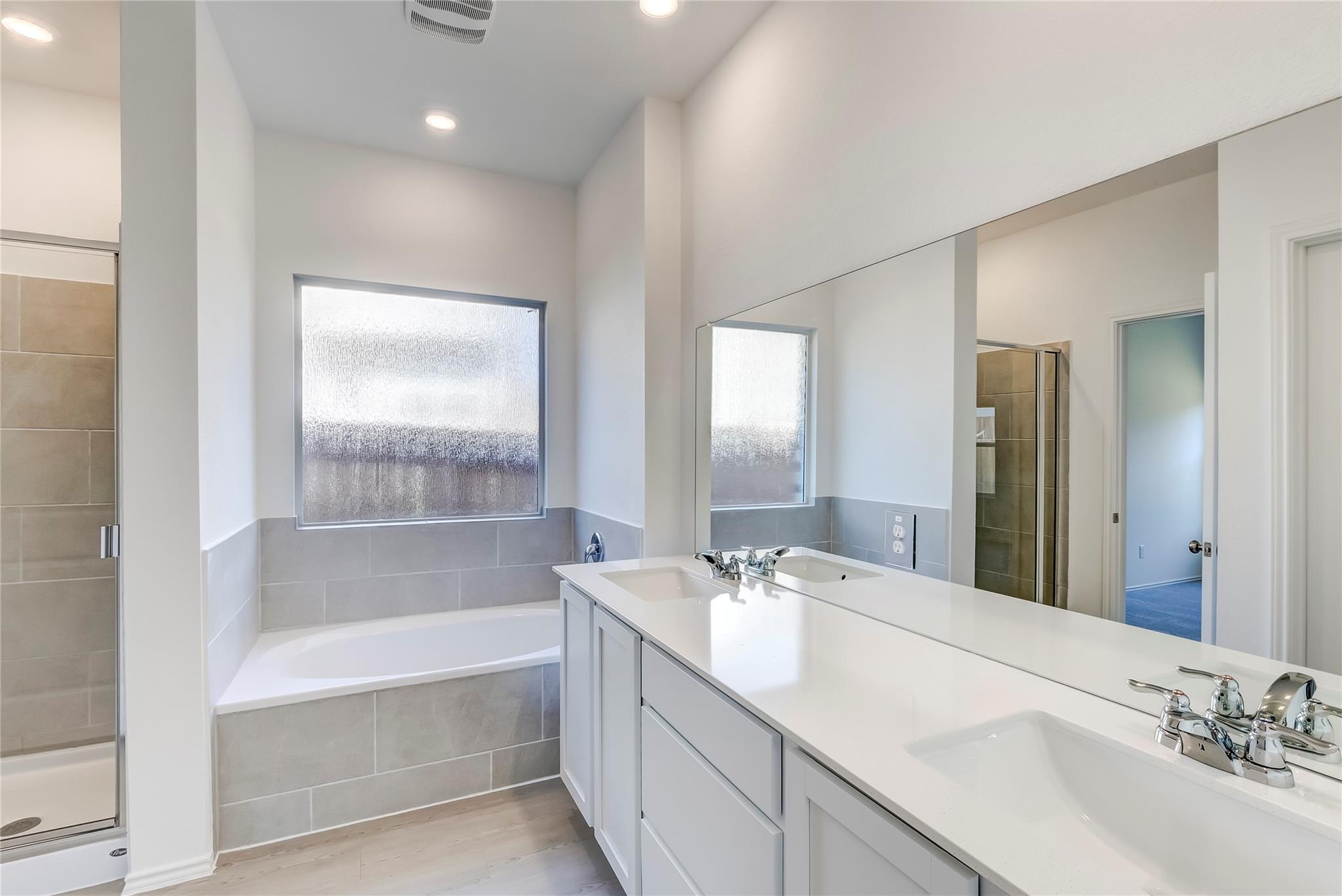 163 Cibolo Creek Loop, Bastrop, TX 78602