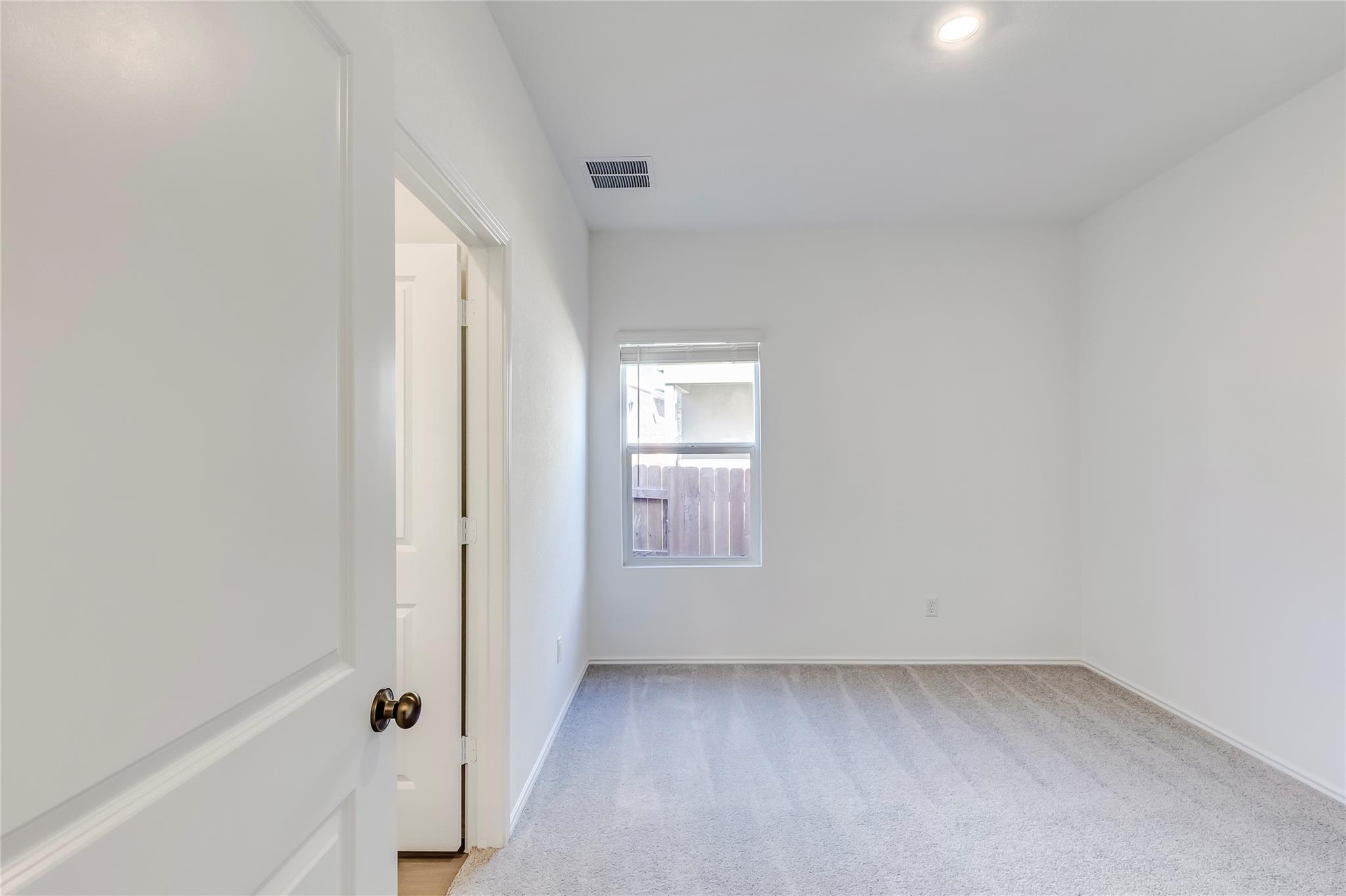 163 Cibolo Creek Loop, Bastrop, TX 78602