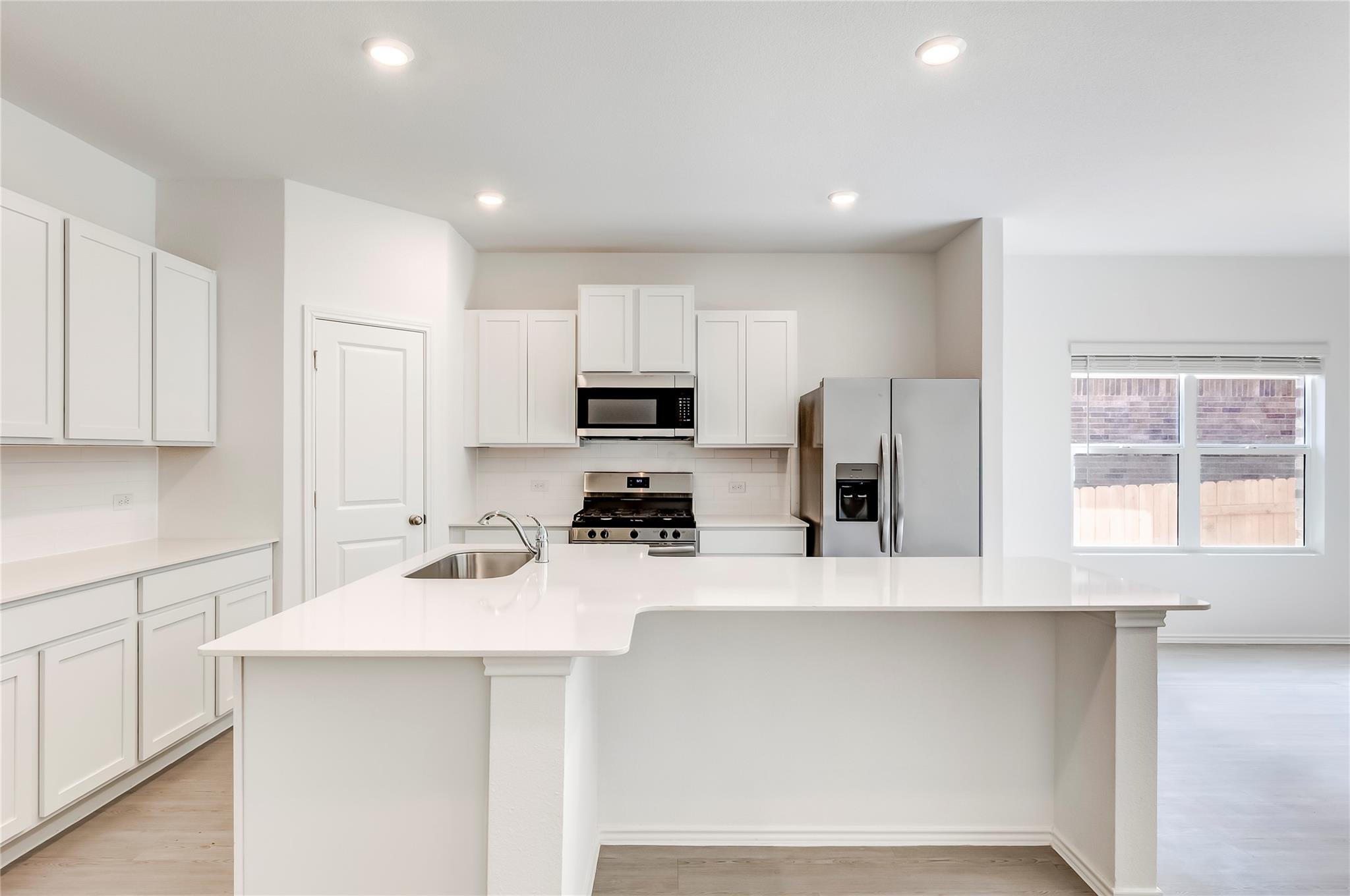 163 Cibolo Creek Loop, Bastrop, TX 78602