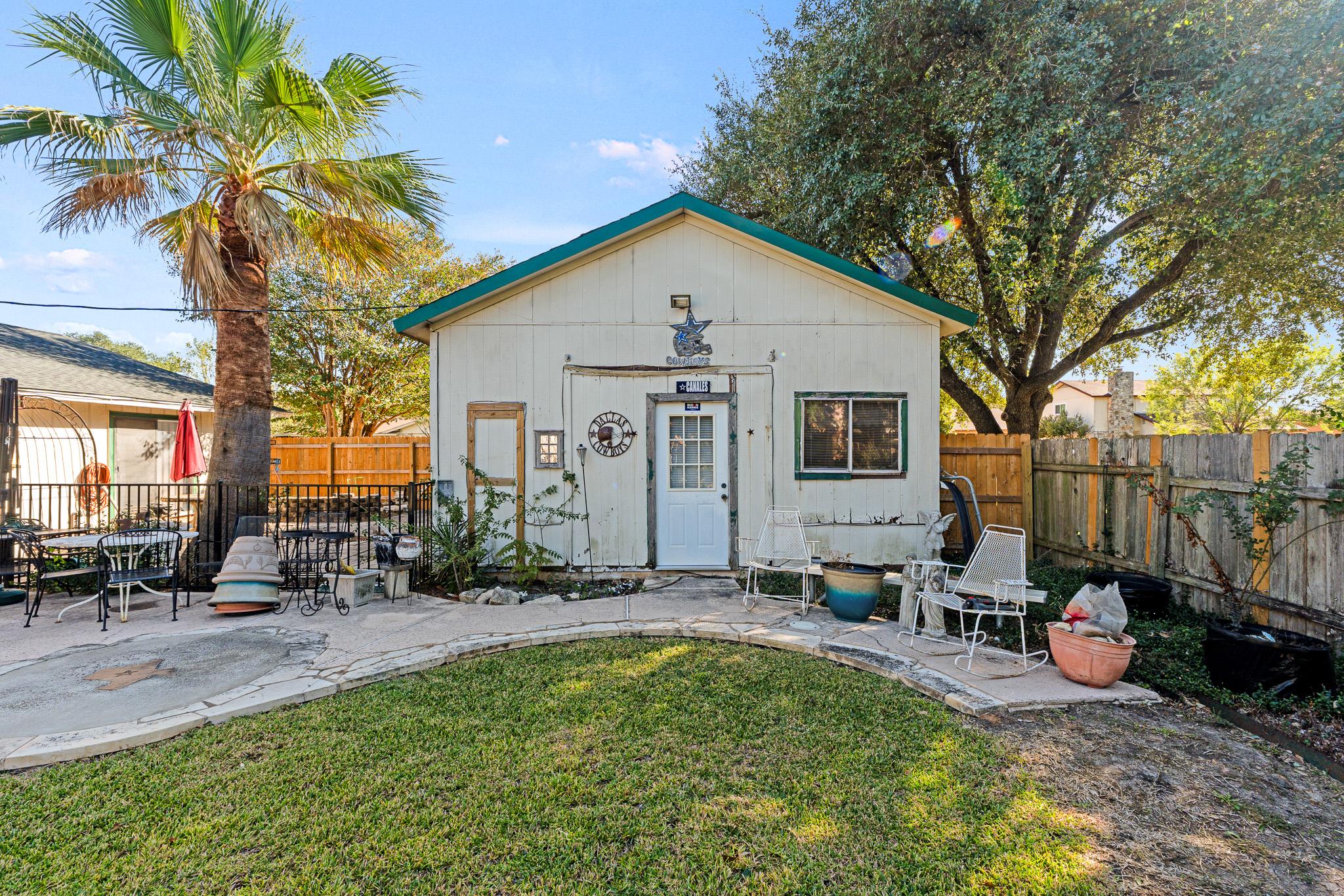 2801 SMITH Ave, Taylor, TX 76574