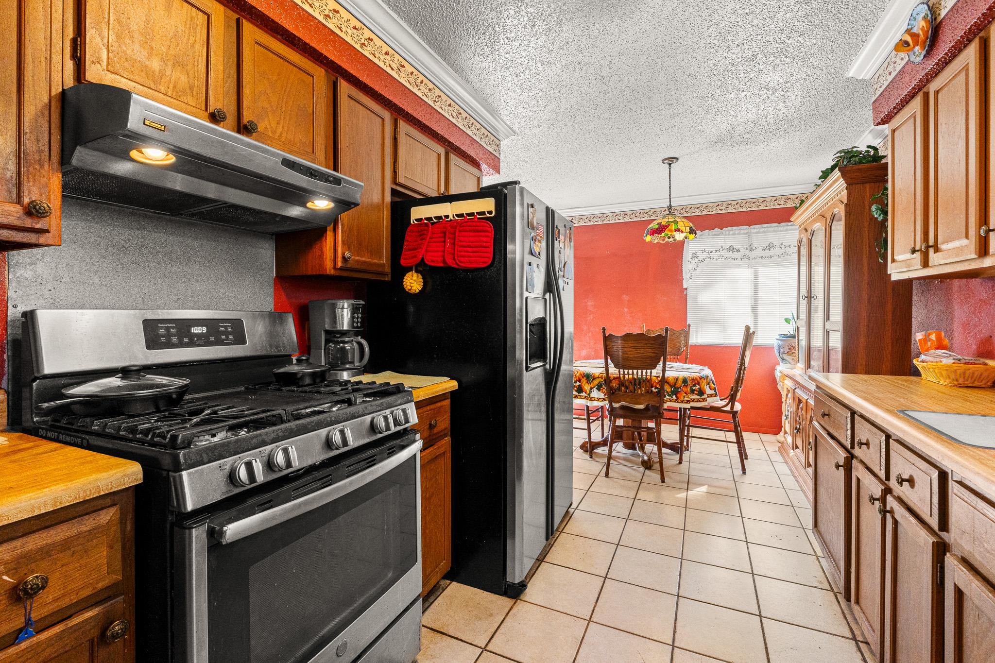 2801 SMITH Ave, Taylor, TX 76574