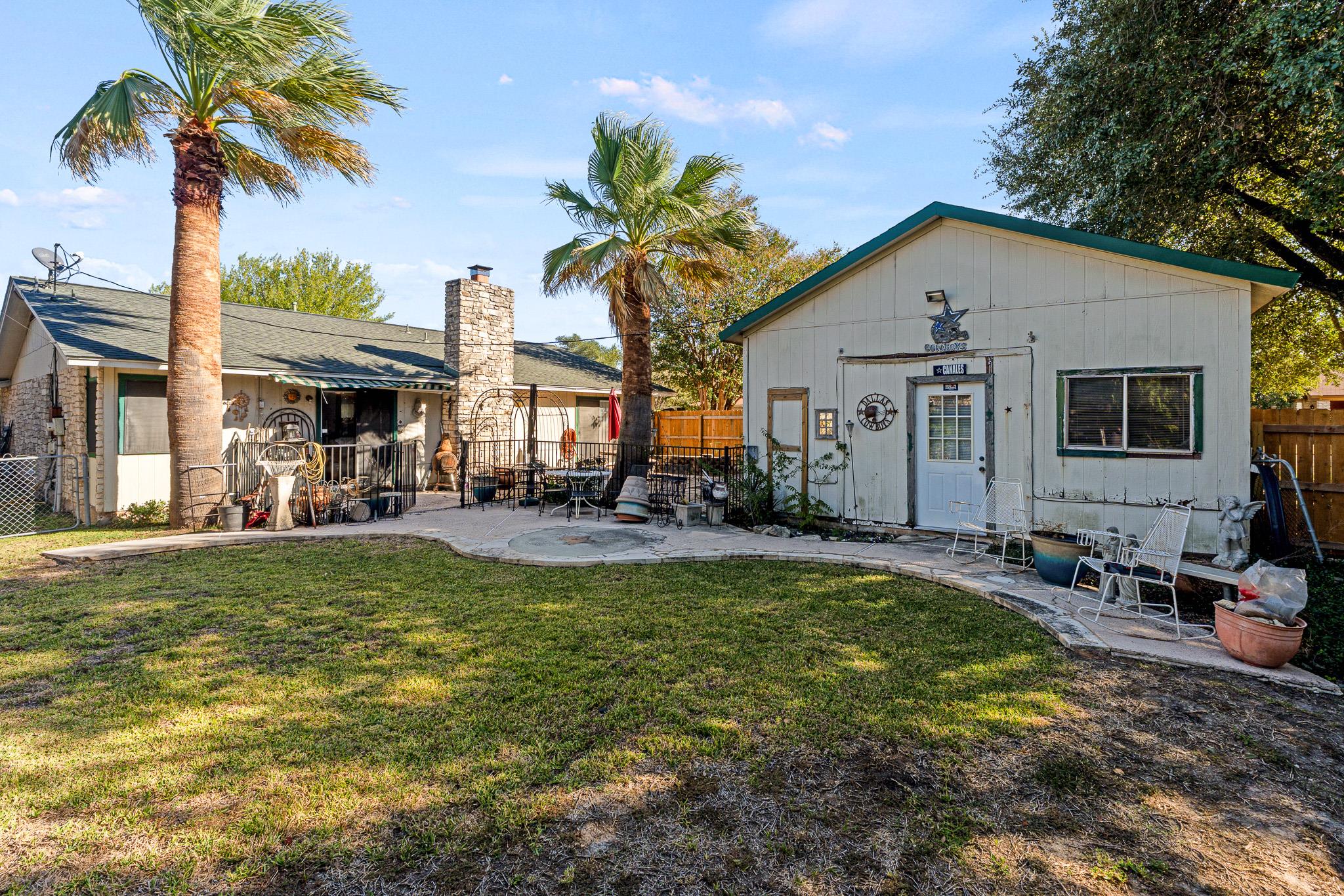 2801 SMITH Ave, Taylor, TX 76574