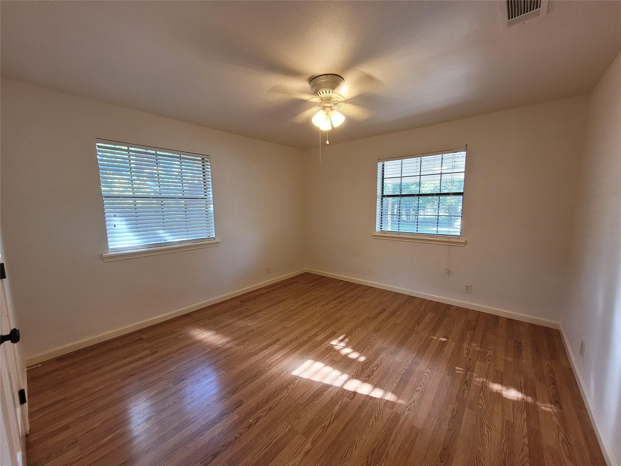 306 E Anderson Ave, Round Rock, TX 78664