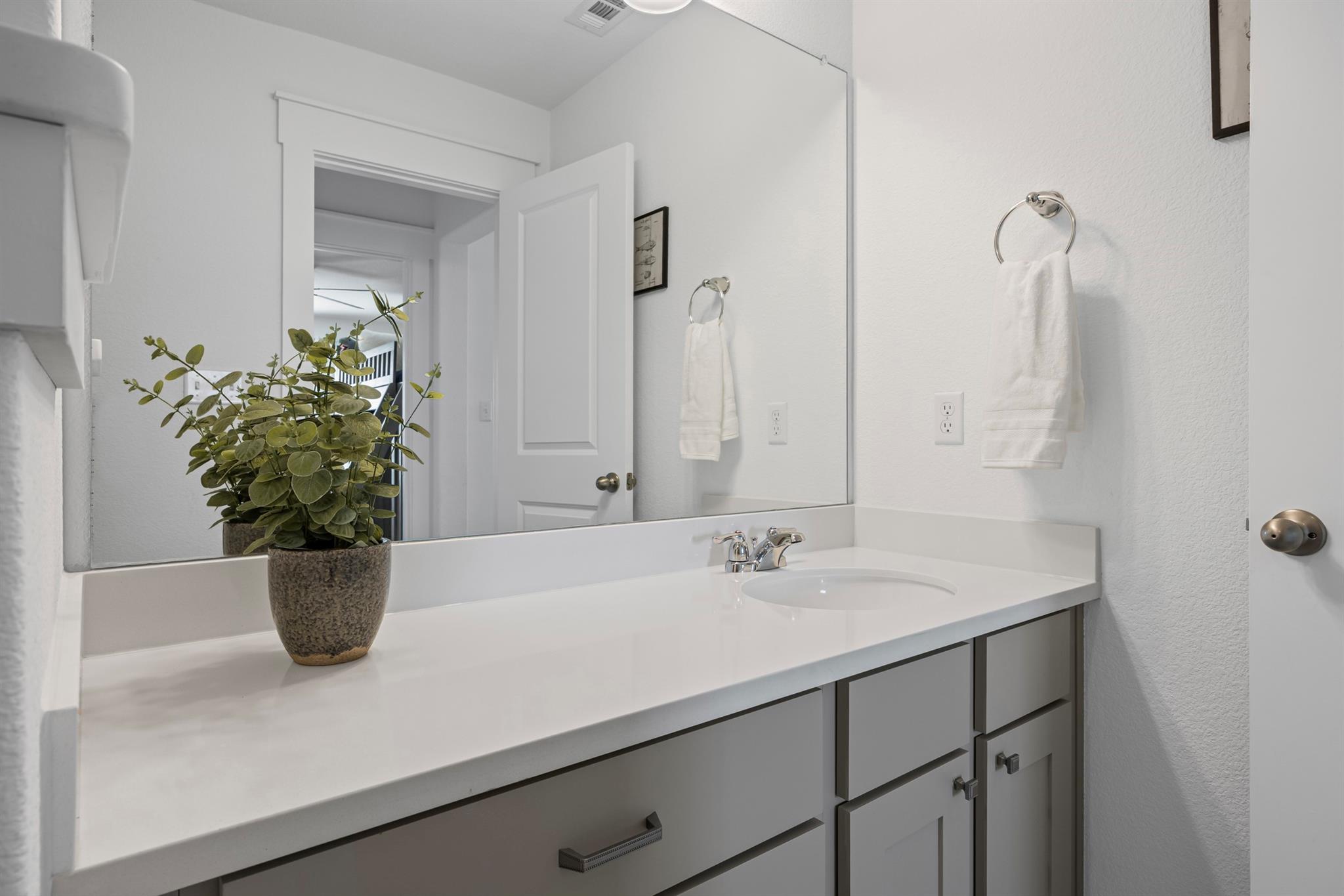 7908 Autumn Moor Bnd, Lago Vista, TX 78645