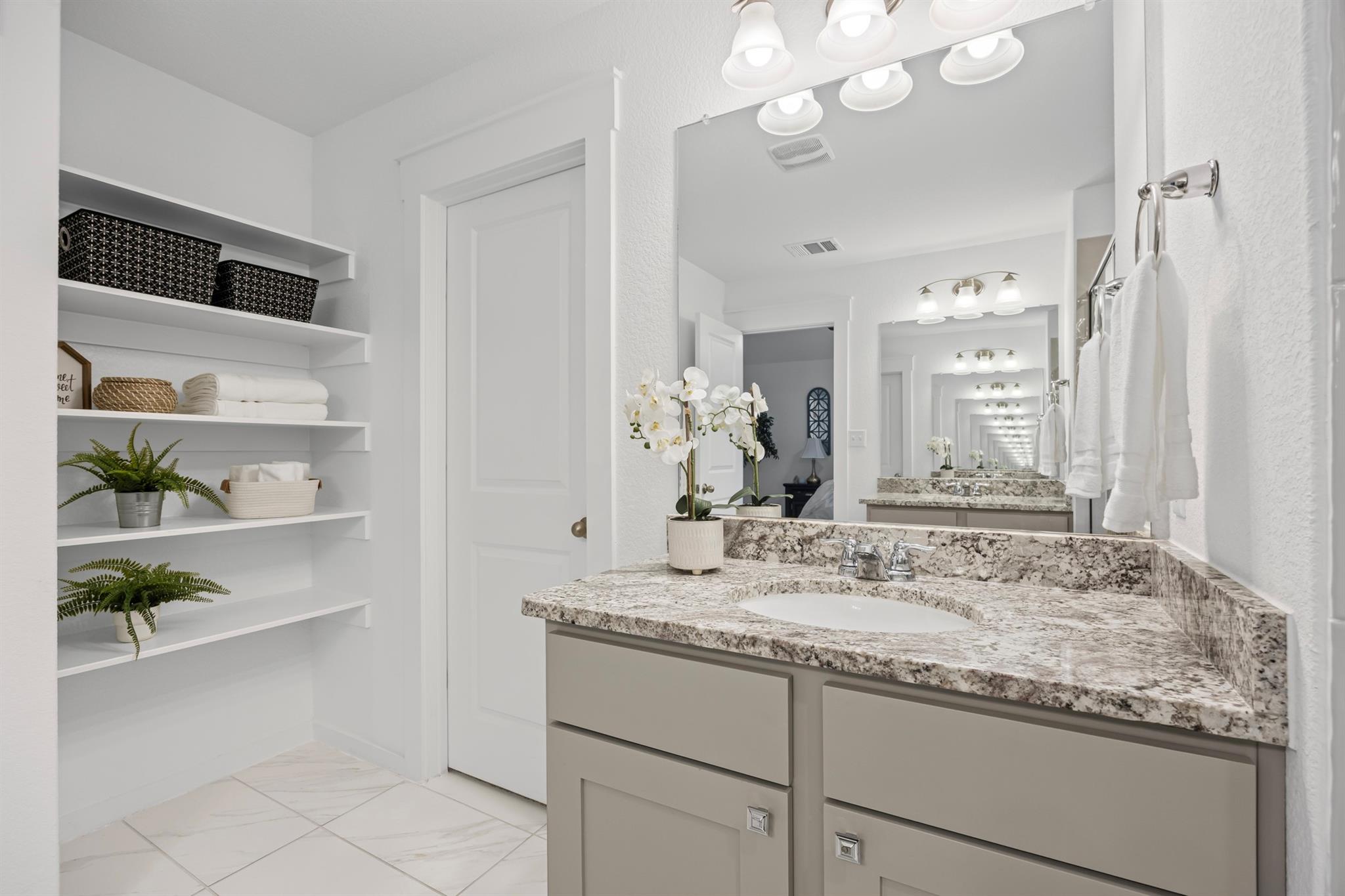 7908 Autumn Moor Bnd, Lago Vista, TX 78645