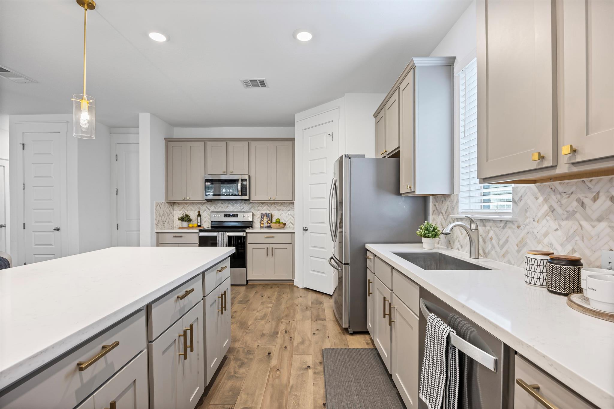 7908 Autumn Moor Bnd, Lago Vista, TX 78645