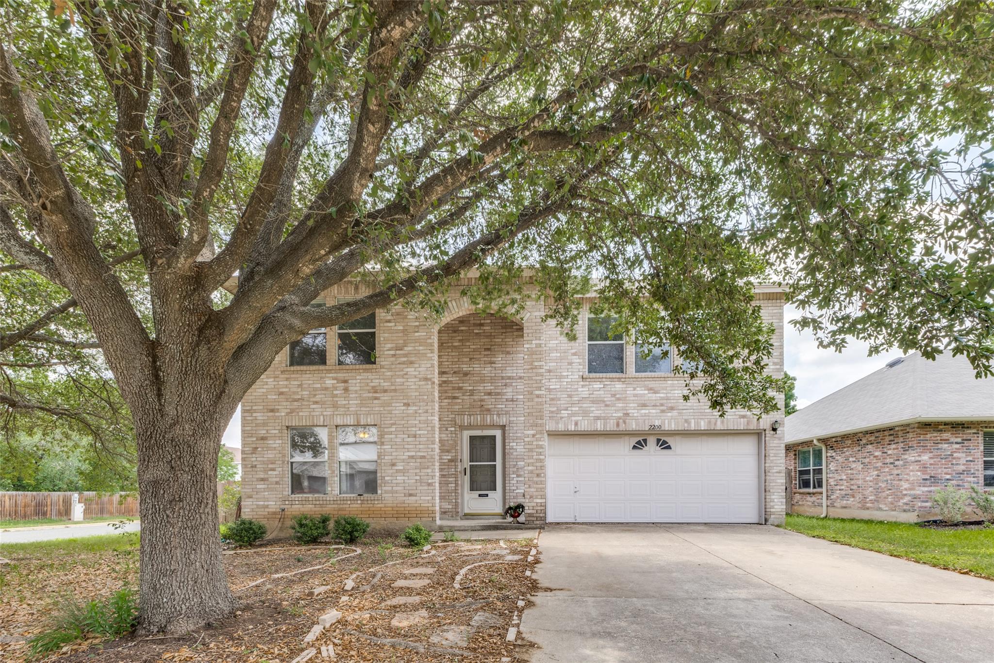2200 Milan Dr, Cedar Park, TX 78613