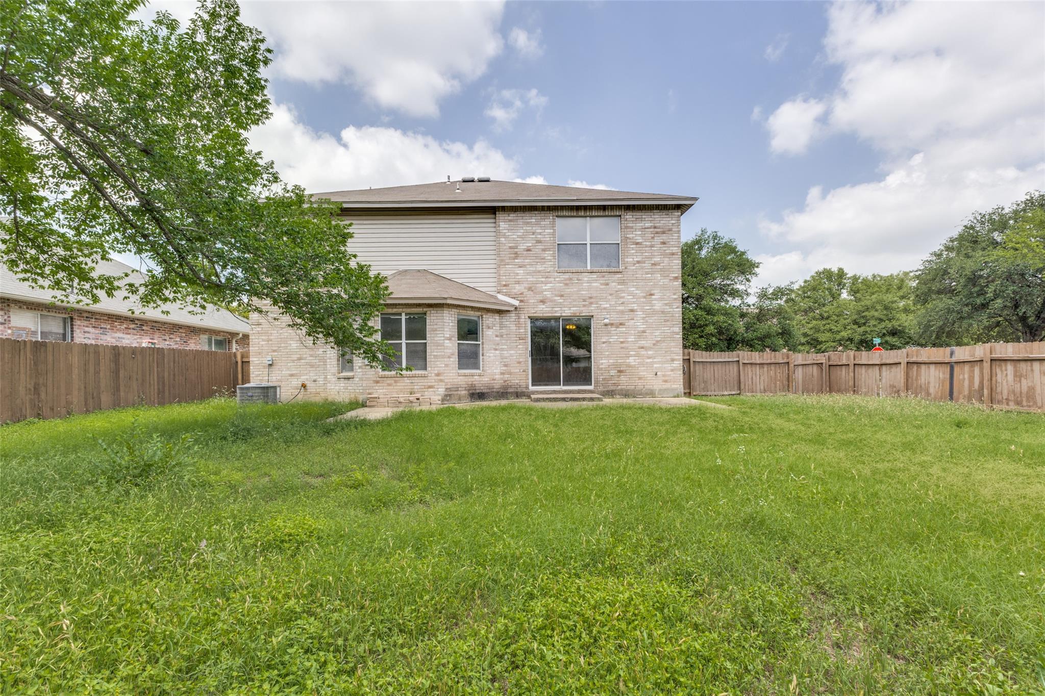 2200 Milan Dr, Cedar Park, TX 78613