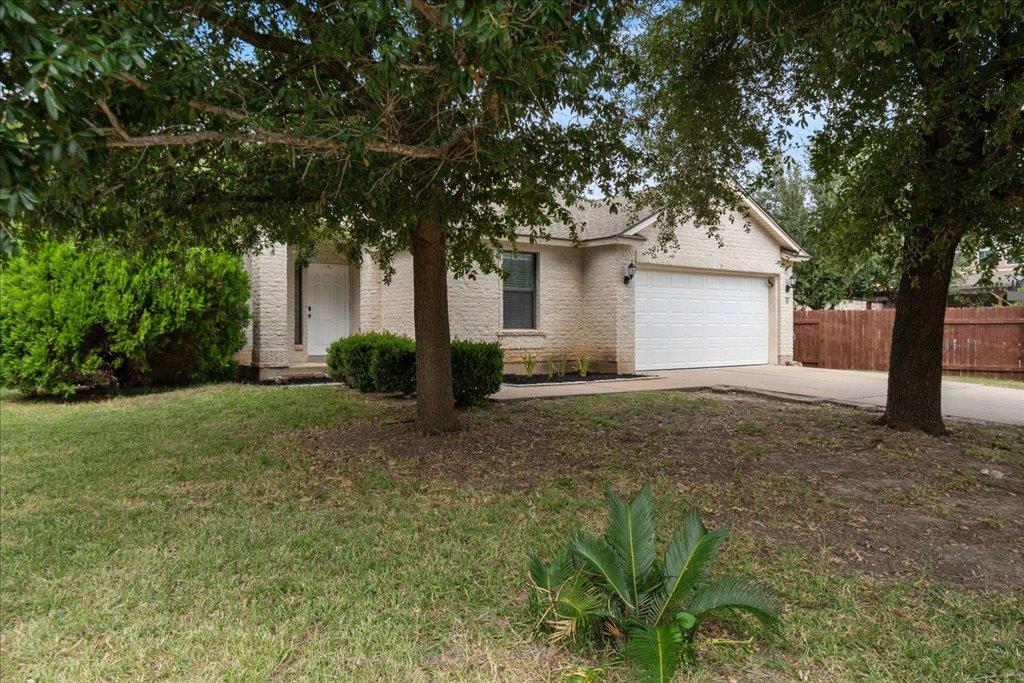 708 Yosemite Trl, Taylor, TX 76574