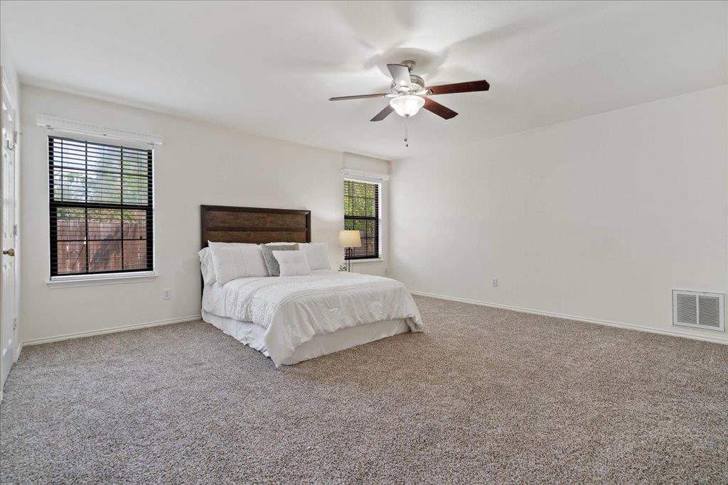 708 Yosemite Trl, Taylor, TX 76574