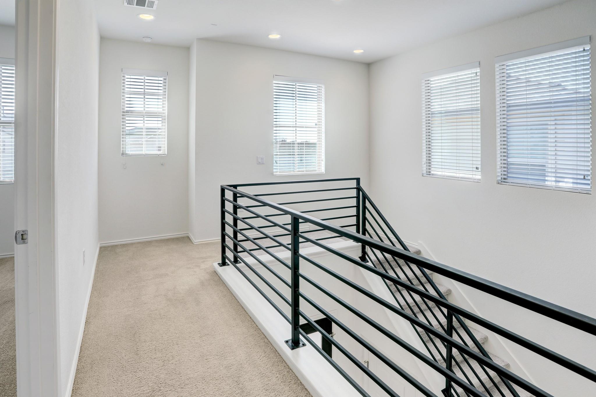 2106 Tasmanian Tiger Trce # 40, Austin, TX 78728