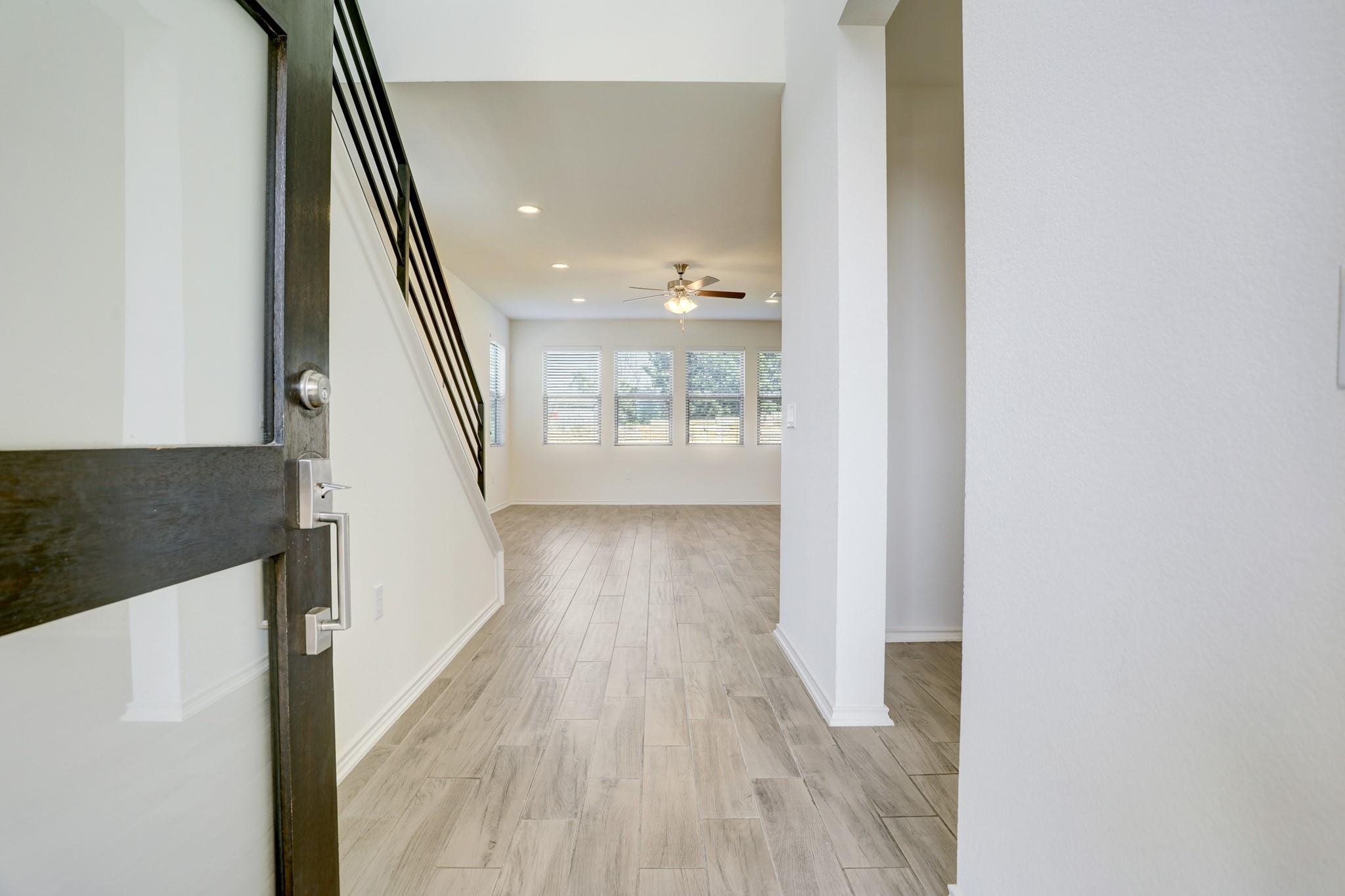 2106 Tasmanian Tiger Trce # 40, Austin, TX 78728