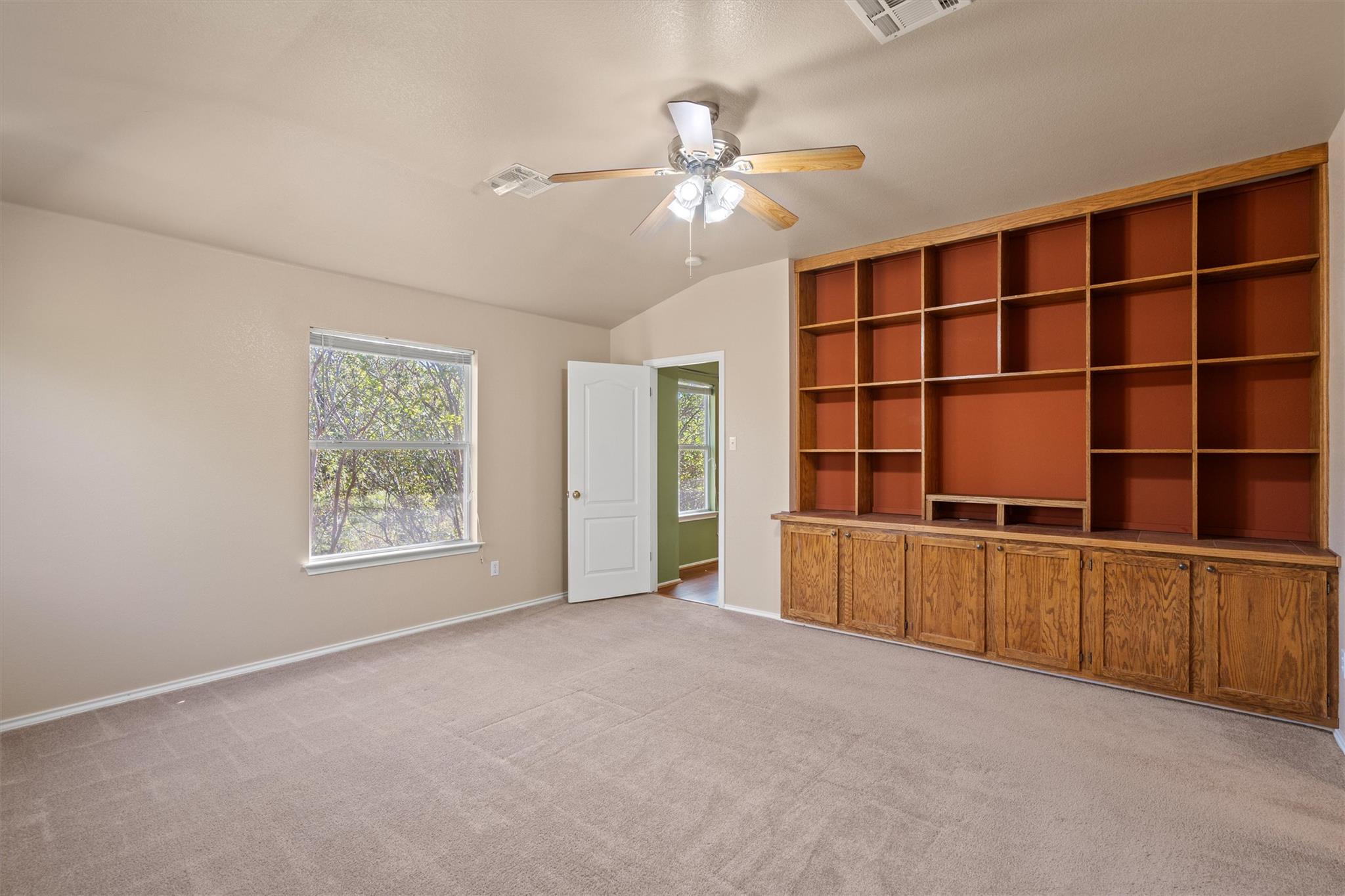 185 Billingsley Hts, Cedar Creek, TX 78612