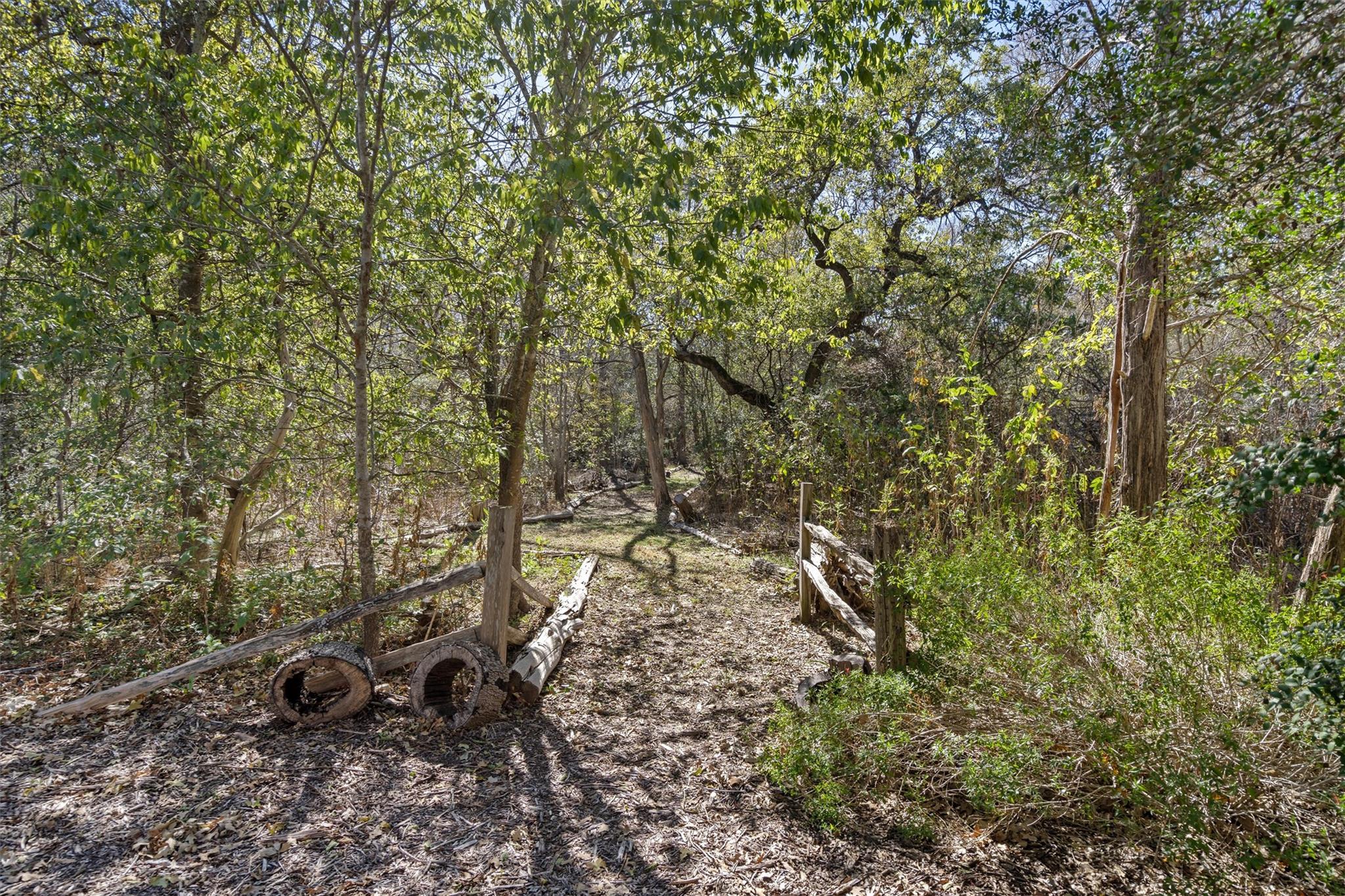 185 Billingsley Hts, Cedar Creek, TX 78612