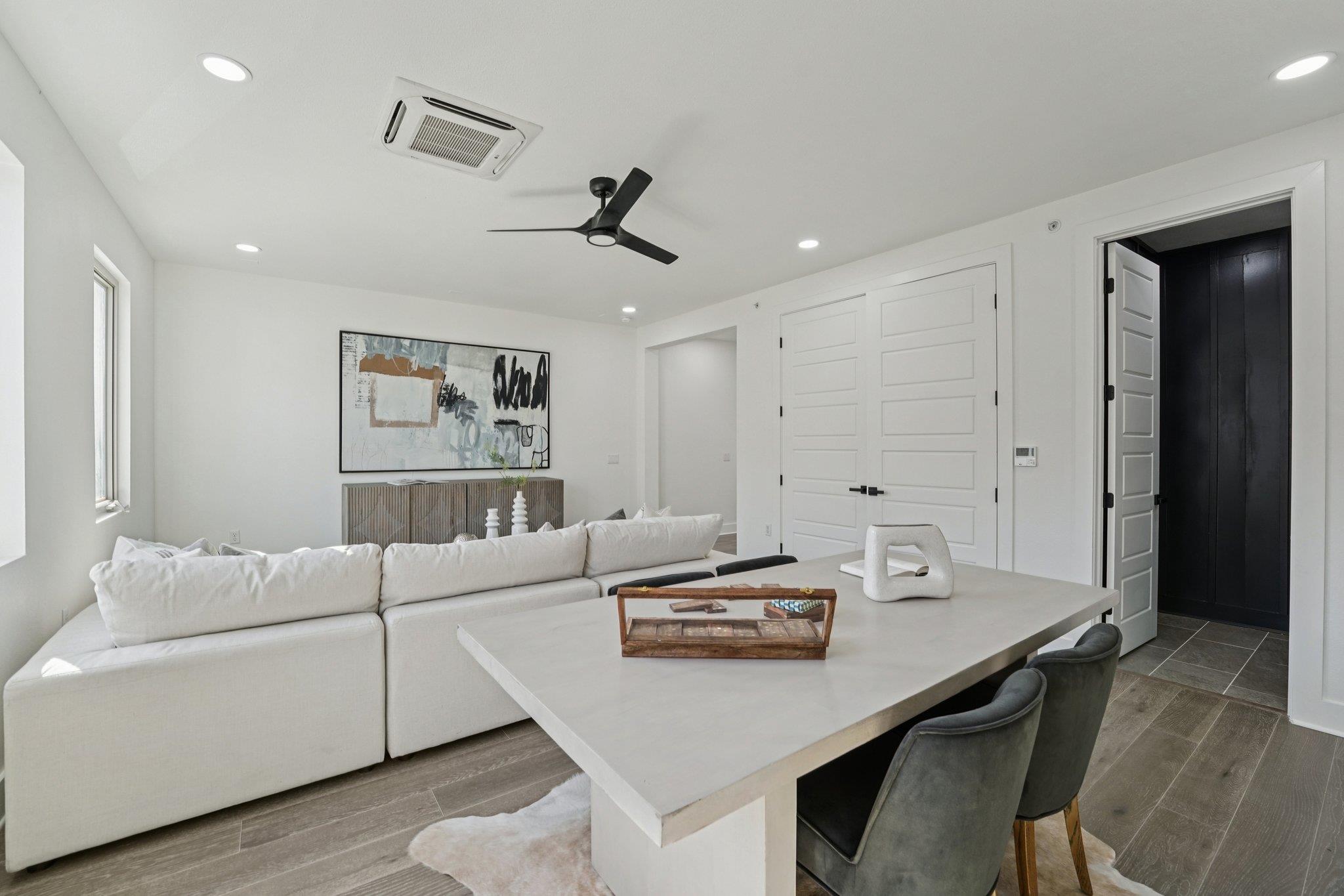 2811 Zach Scott St, Austin, TX 78723