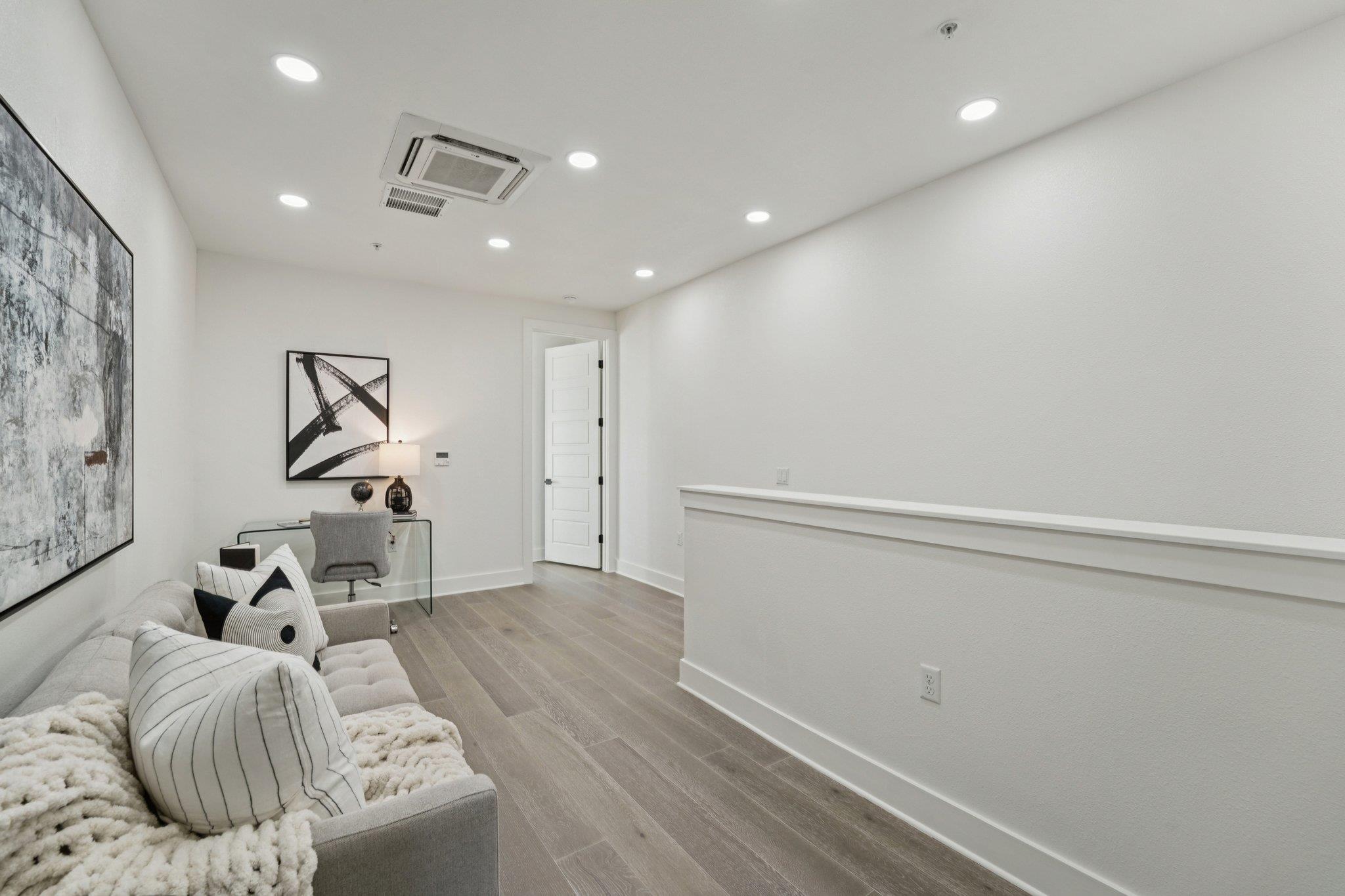 2811 Zach Scott St, Austin, TX 78723