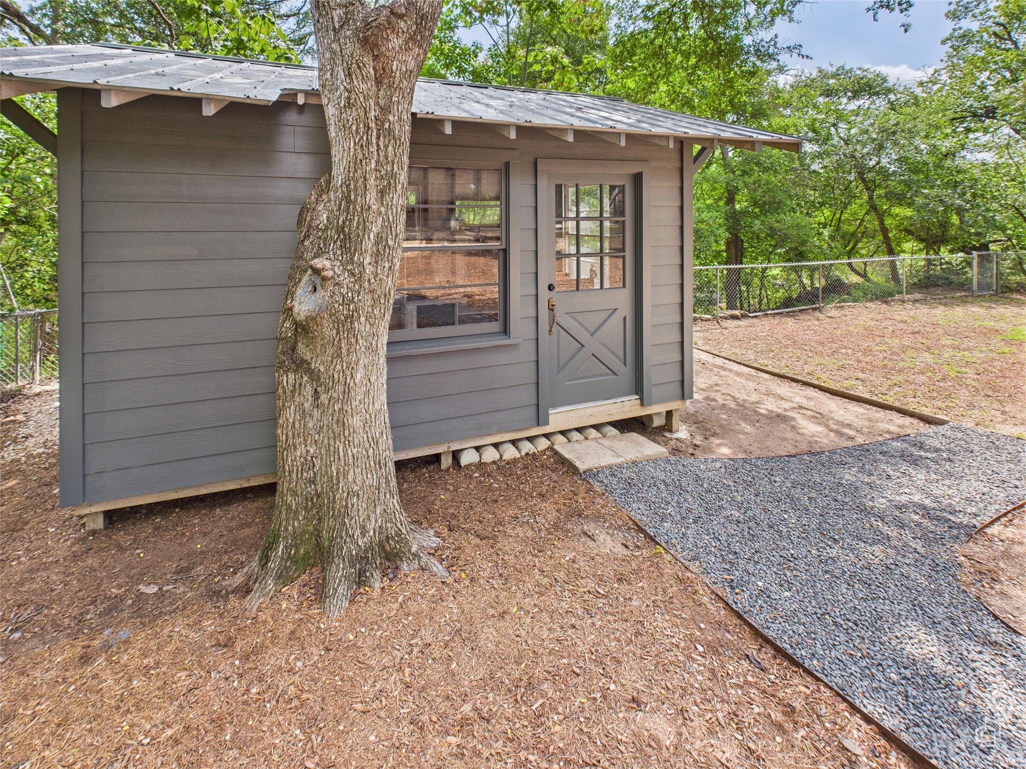 7019 Creighton Ln, Austin, TX 78723