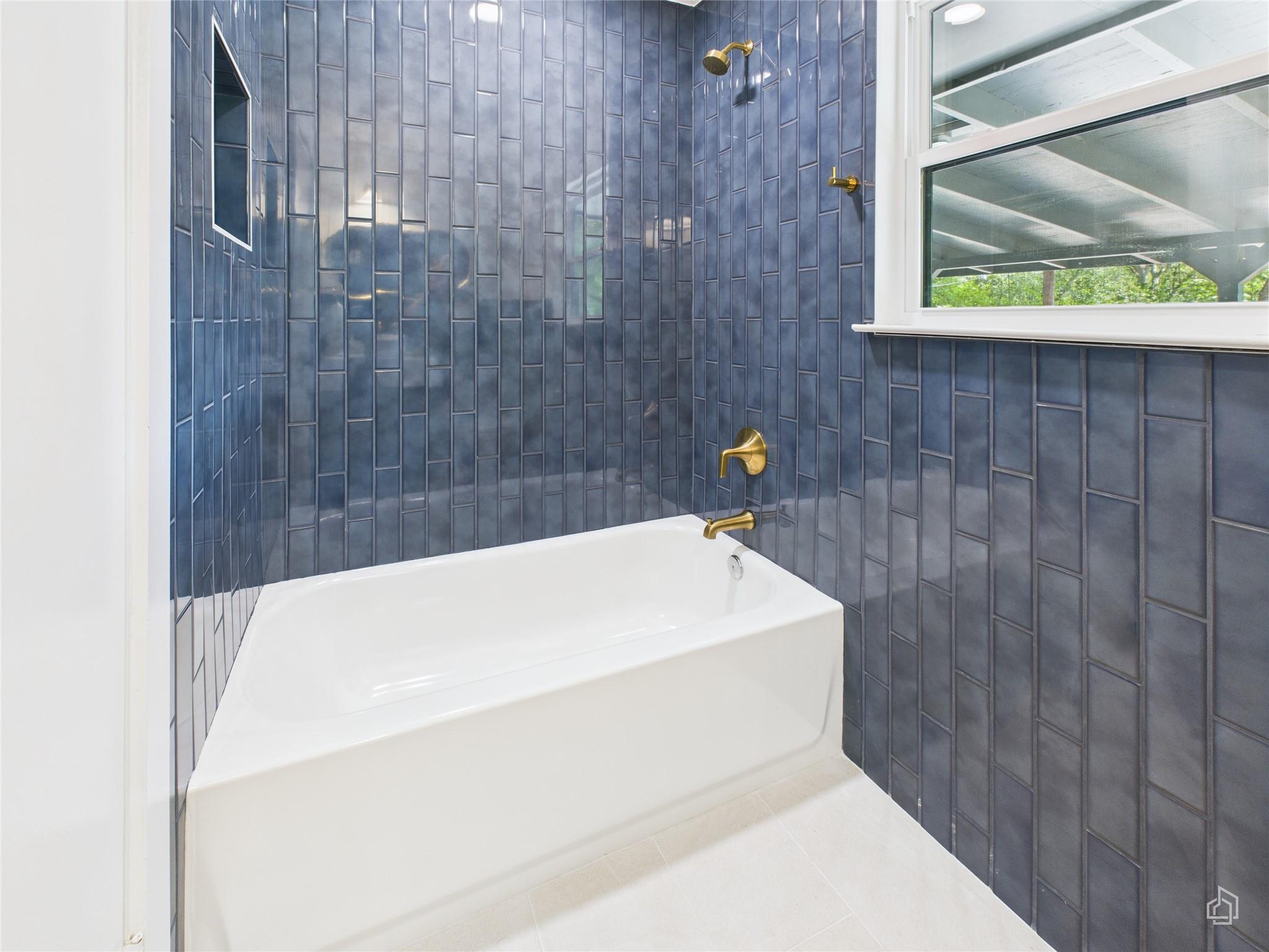 7019 Creighton Ln, Austin, TX 78723