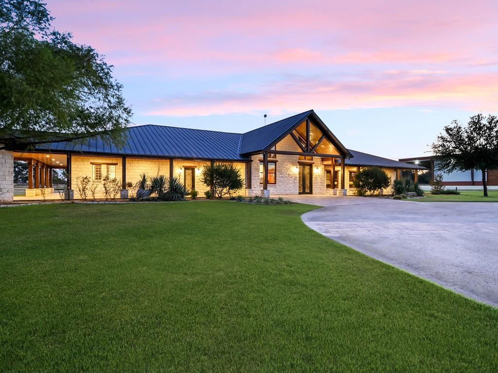 1584 County Road 226 Rd, Giddings, TX 78942